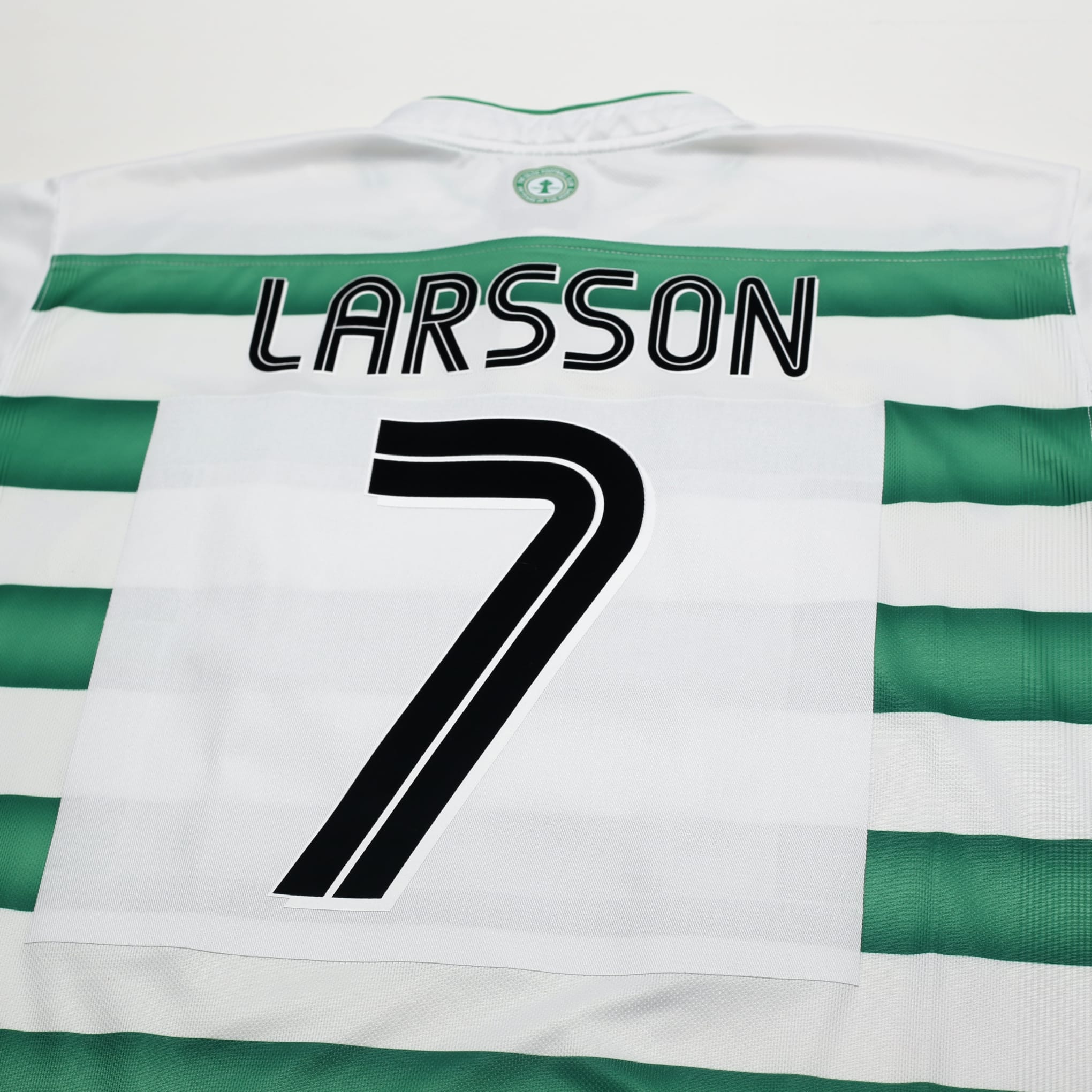 2003/04 Larsson #7 Celtic Vintage Umbro European Home Football Shirt (XL)