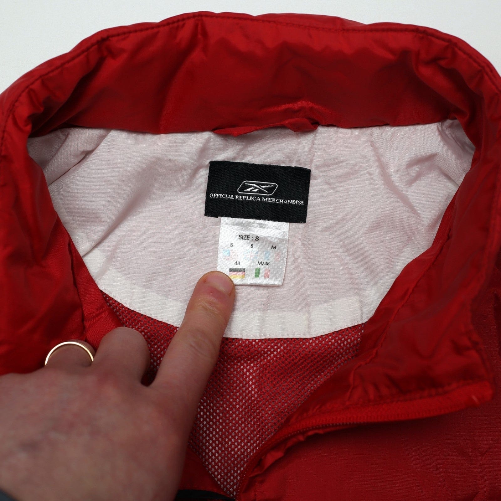 2003/04 Liverpool Vintage Reebok Football Rain Coat Jacket (S/M)