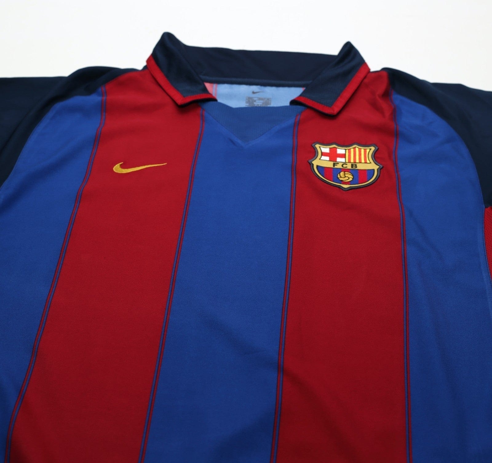 2003/04 RONALDINHO #10 Barcelona Vintage Nike Home Football Shirt (M)