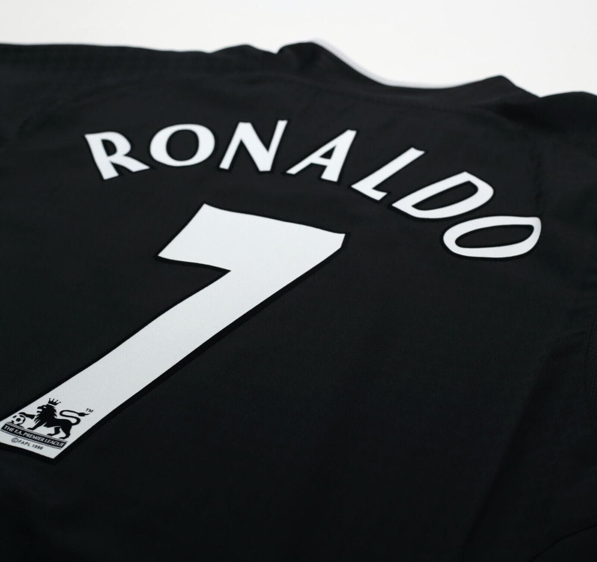 2003/04 RONALDO #7 Manchester United Vintage Nike Away Football Shirt (M)