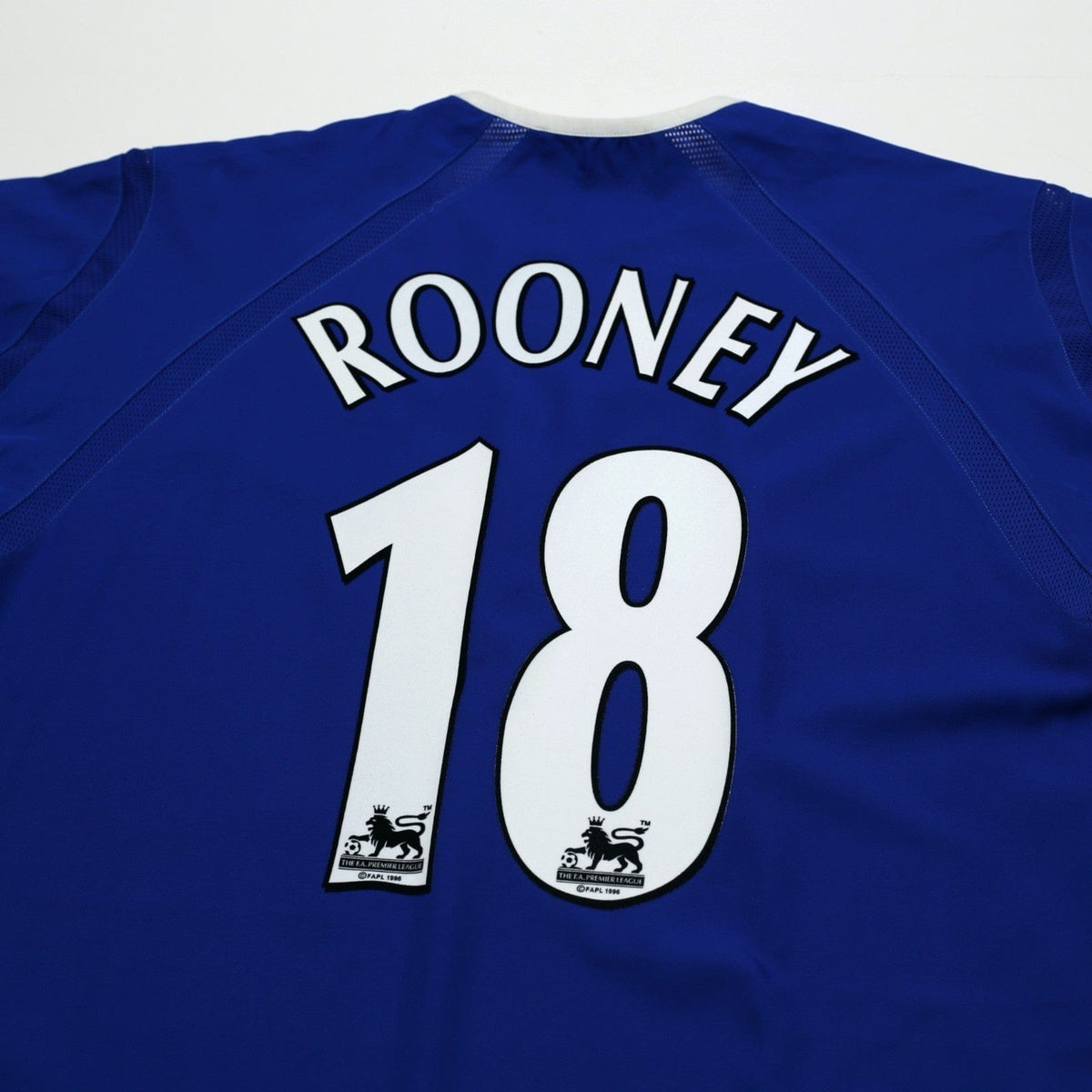 2003/04 Rooney #18 Everton Vintage PUMA Home Football Shirt (M)