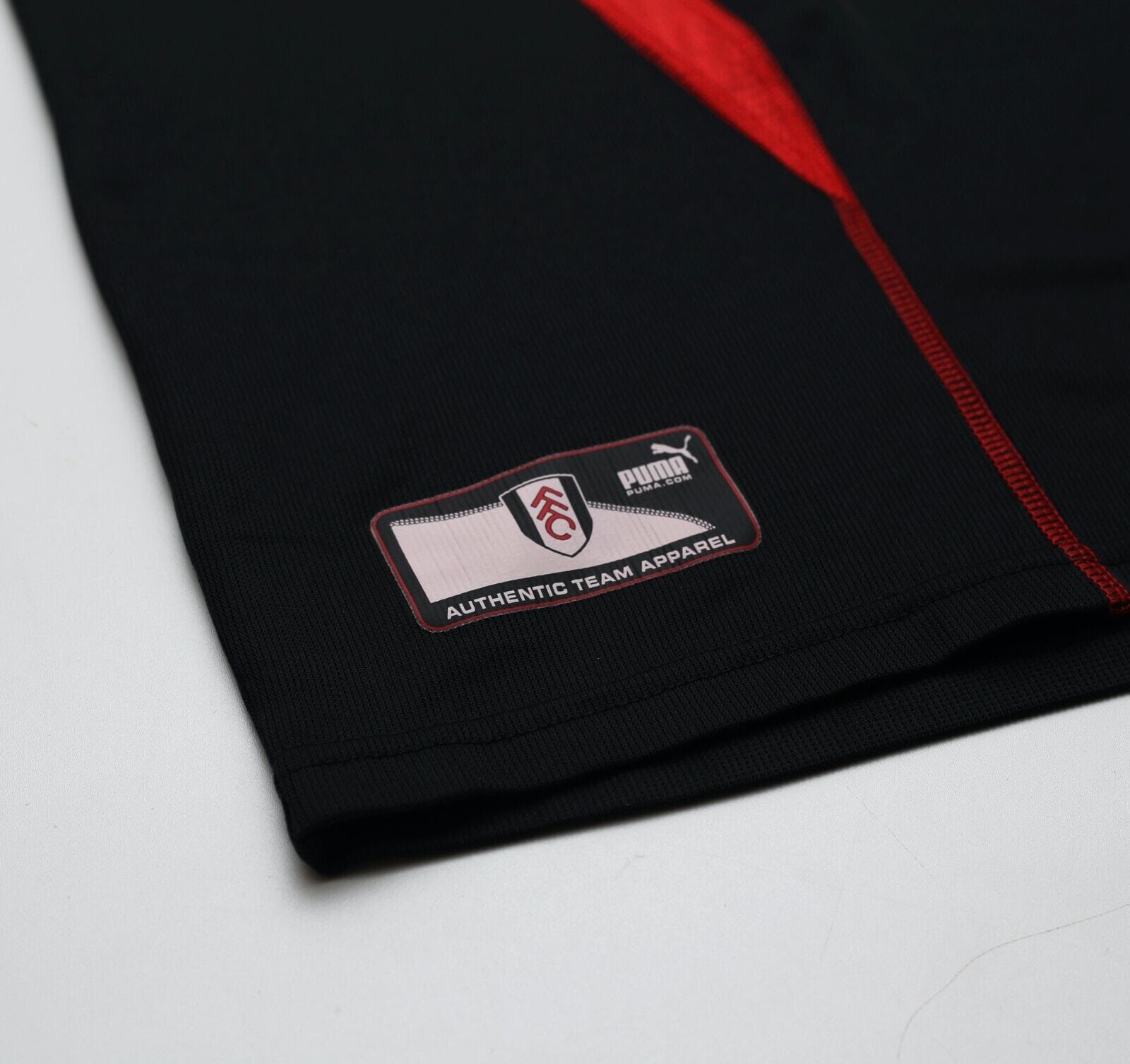 2003/04 SAHA #8 Fulham Vintage Puma Away Football Shirt (L)