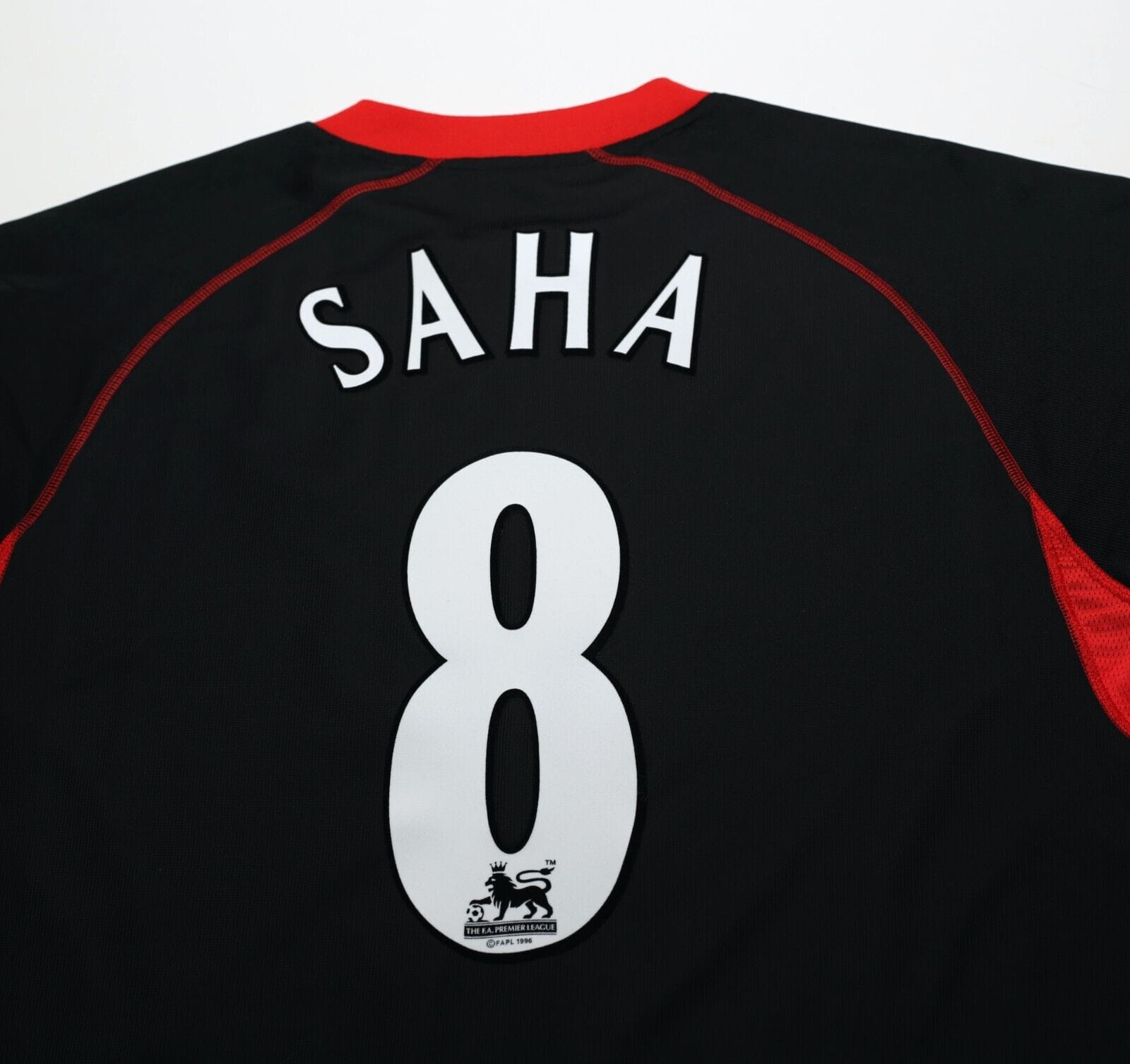 2003/04 SAHA #8 Fulham Vintage Puma Away Football Shirt (L