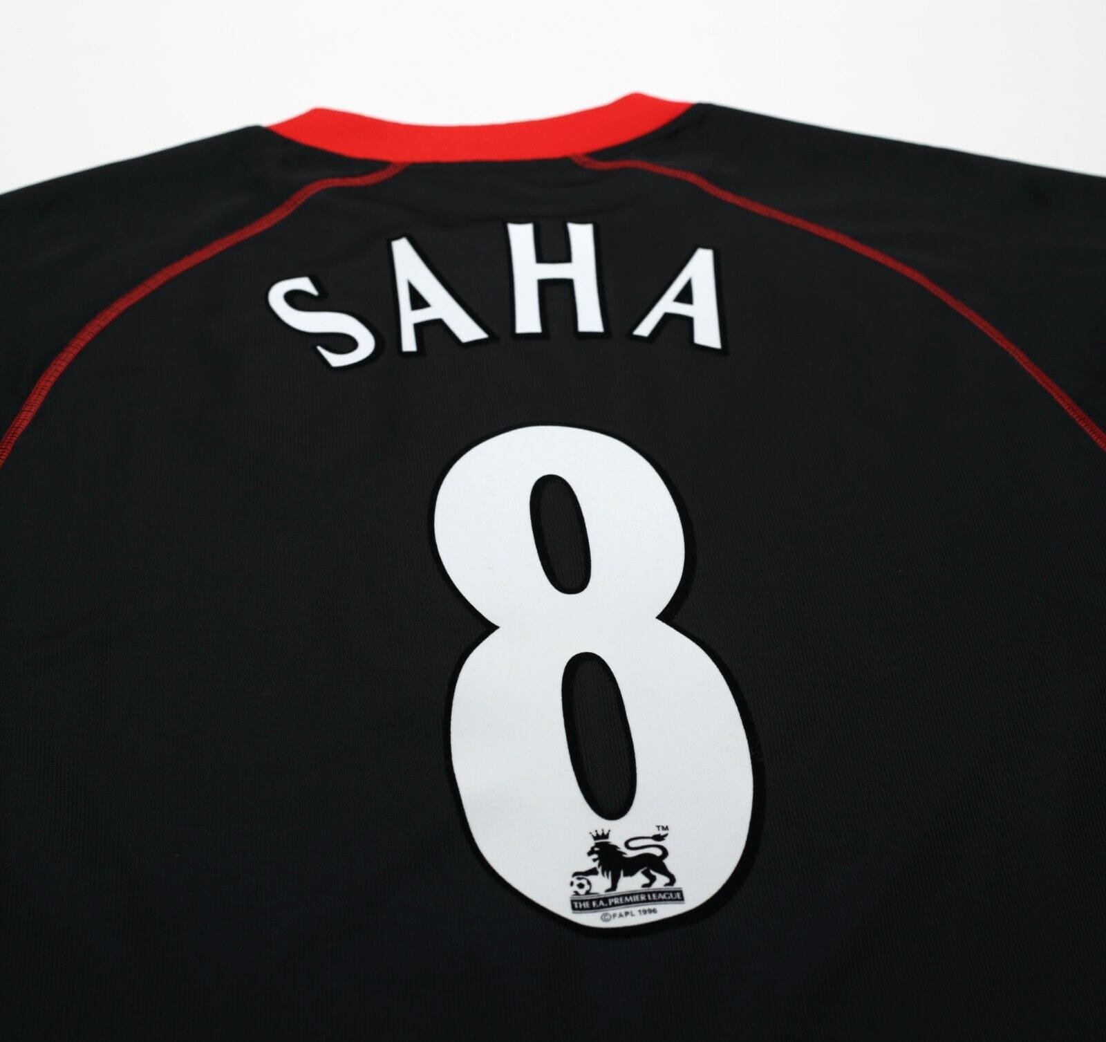 2003/04 SAHA #8 Fulham Vintage Puma Away Football Shirt (L)