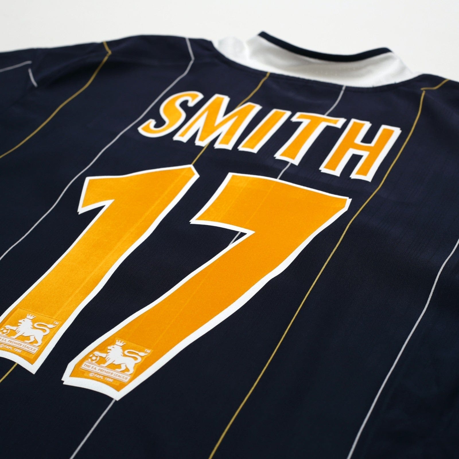 2003/04 Smith #17 Leeds United Vintage Nike Away Football Shirt (XL)