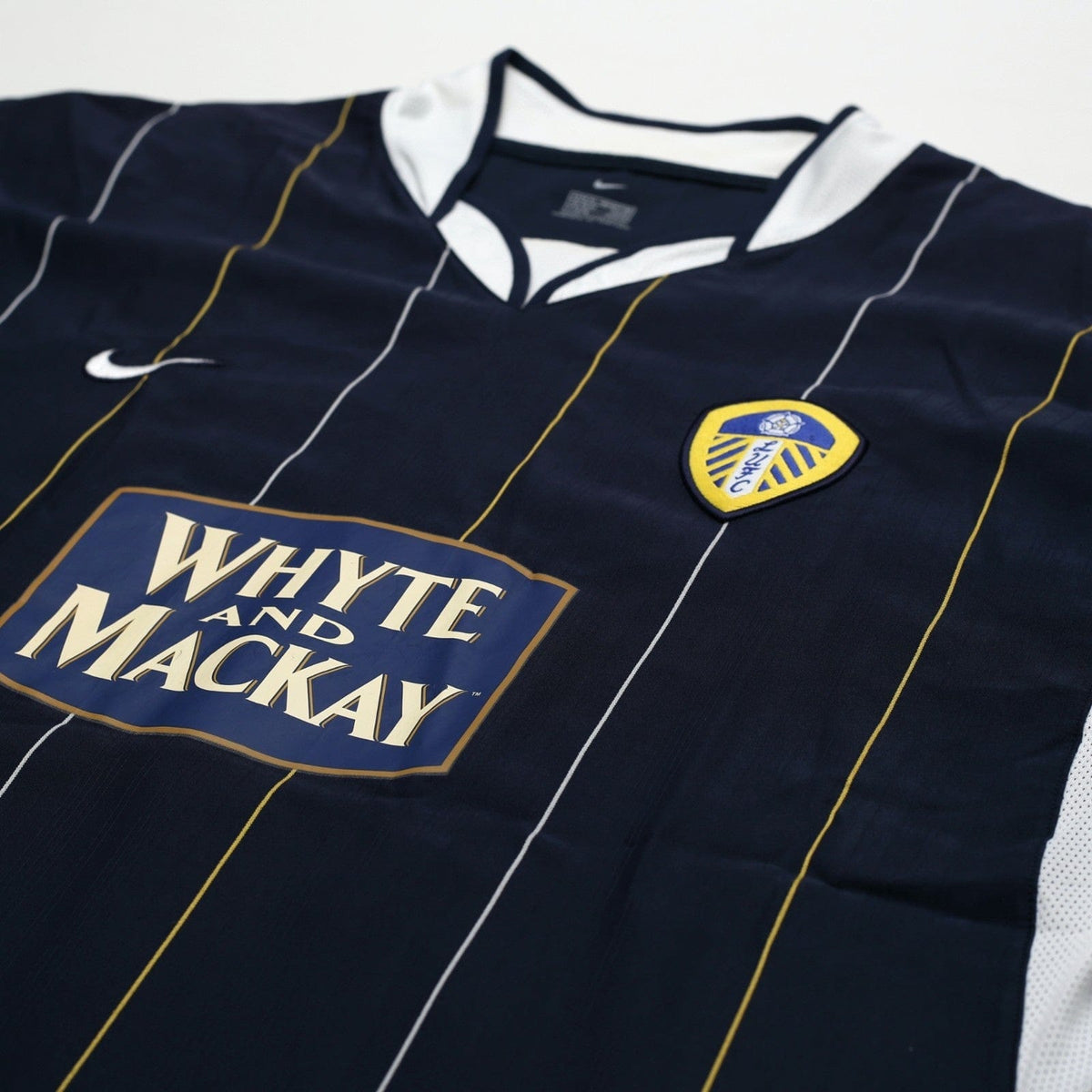 2003/04 Smith #17 Leeds United Vintage Nike Away Football Shirt (XL)
