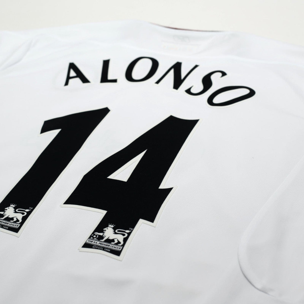 2003/05 Alonso #14 Vintage Liverpool Reebok Away Football Shirt (M)