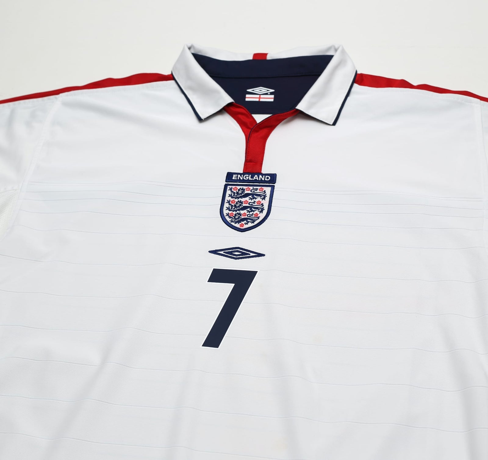 2003/05 Beckham #7 England Vintage Umbro Home Football Shirt (XL) EURO 2004