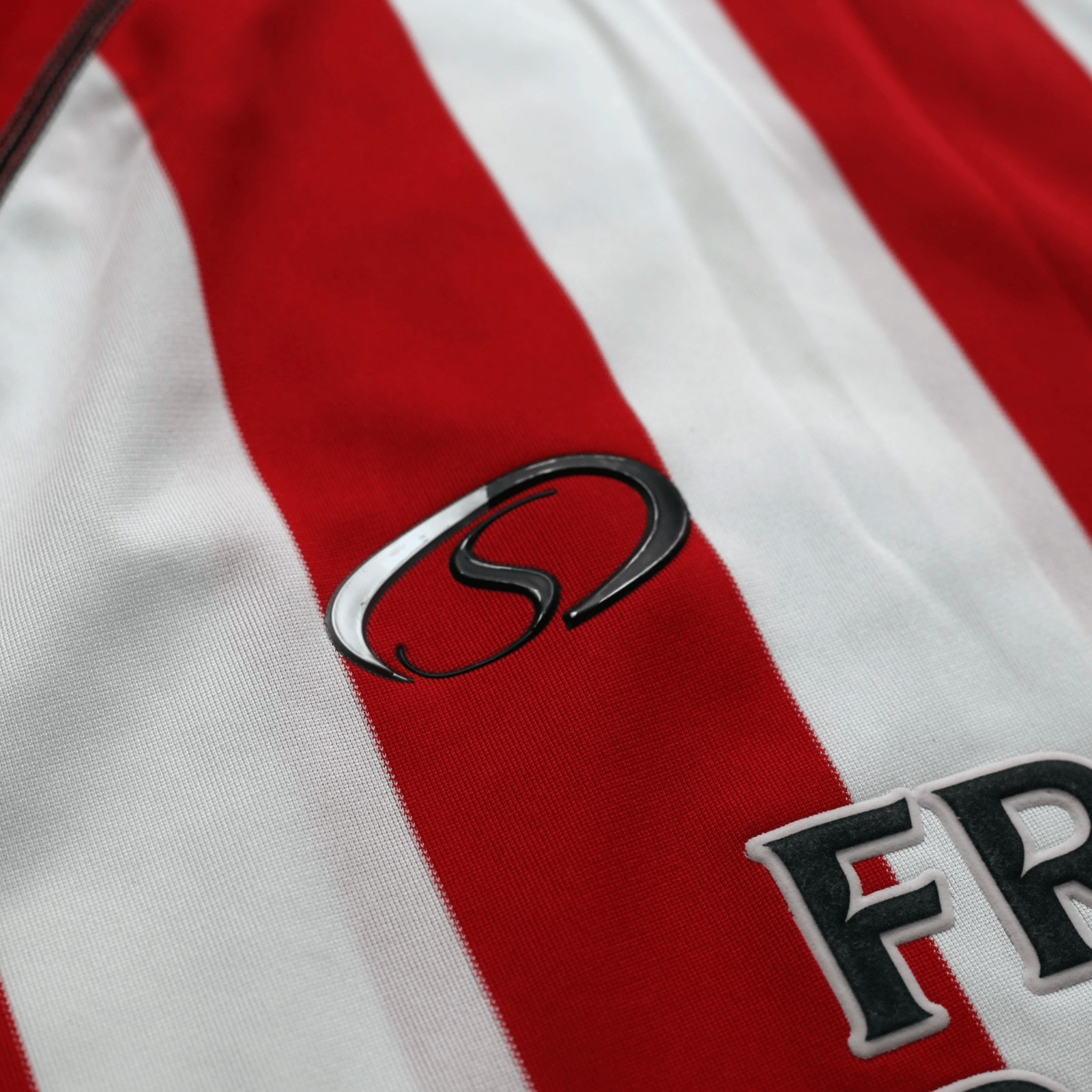 2003/05 Crouch #14 Southampton Vintage Saints Home Football Shirt (S)