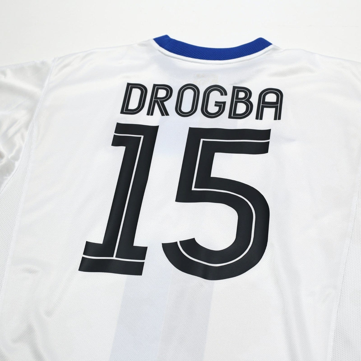 2003/05 Drogba #15 Chelsea Vintage Umbro UCL Away Football Shirt (L)