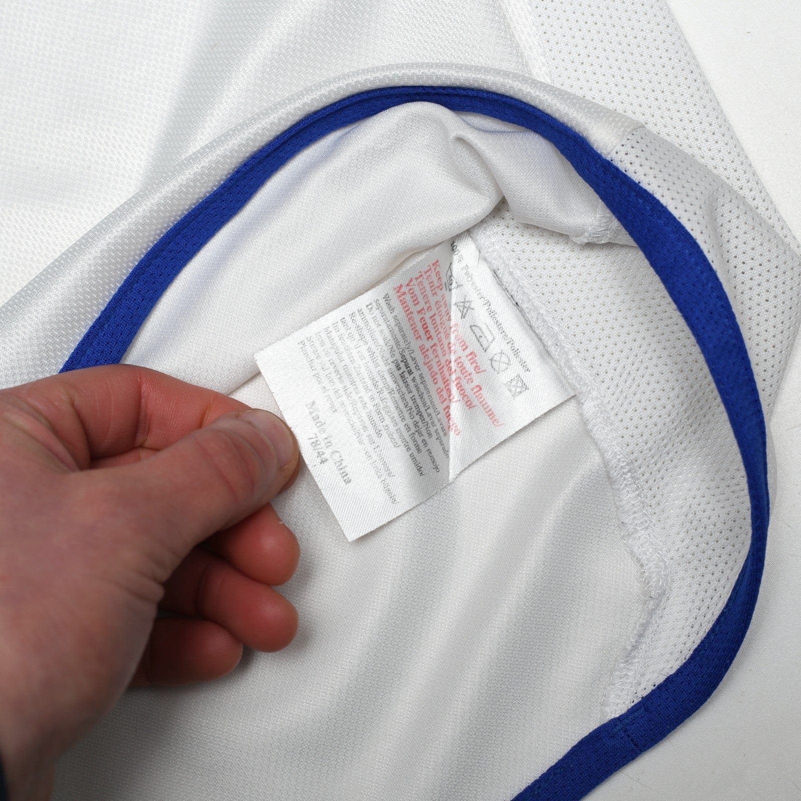 2003/05 Drogba #15 Chelsea Vintage Umbro UCL Away Football Shirt (L)