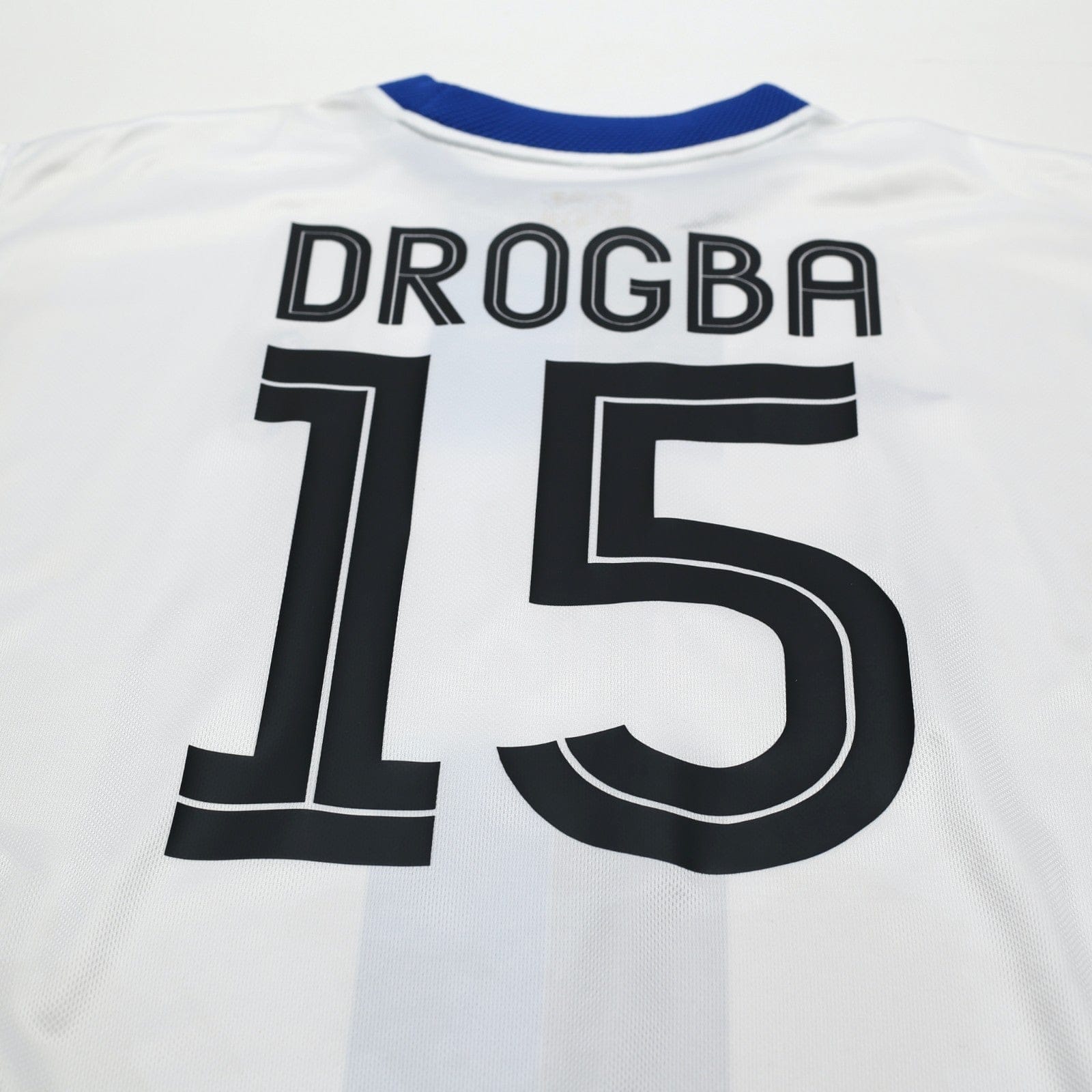 2003/05 Drogba #15 Chelsea Vintage Umbro UCL Away Football Shirt (L)