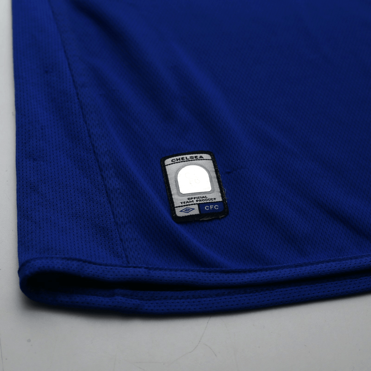 2003/05 Drogba #15 Chelsea Vintage Umbro UCL Home Football Shirt (XL)