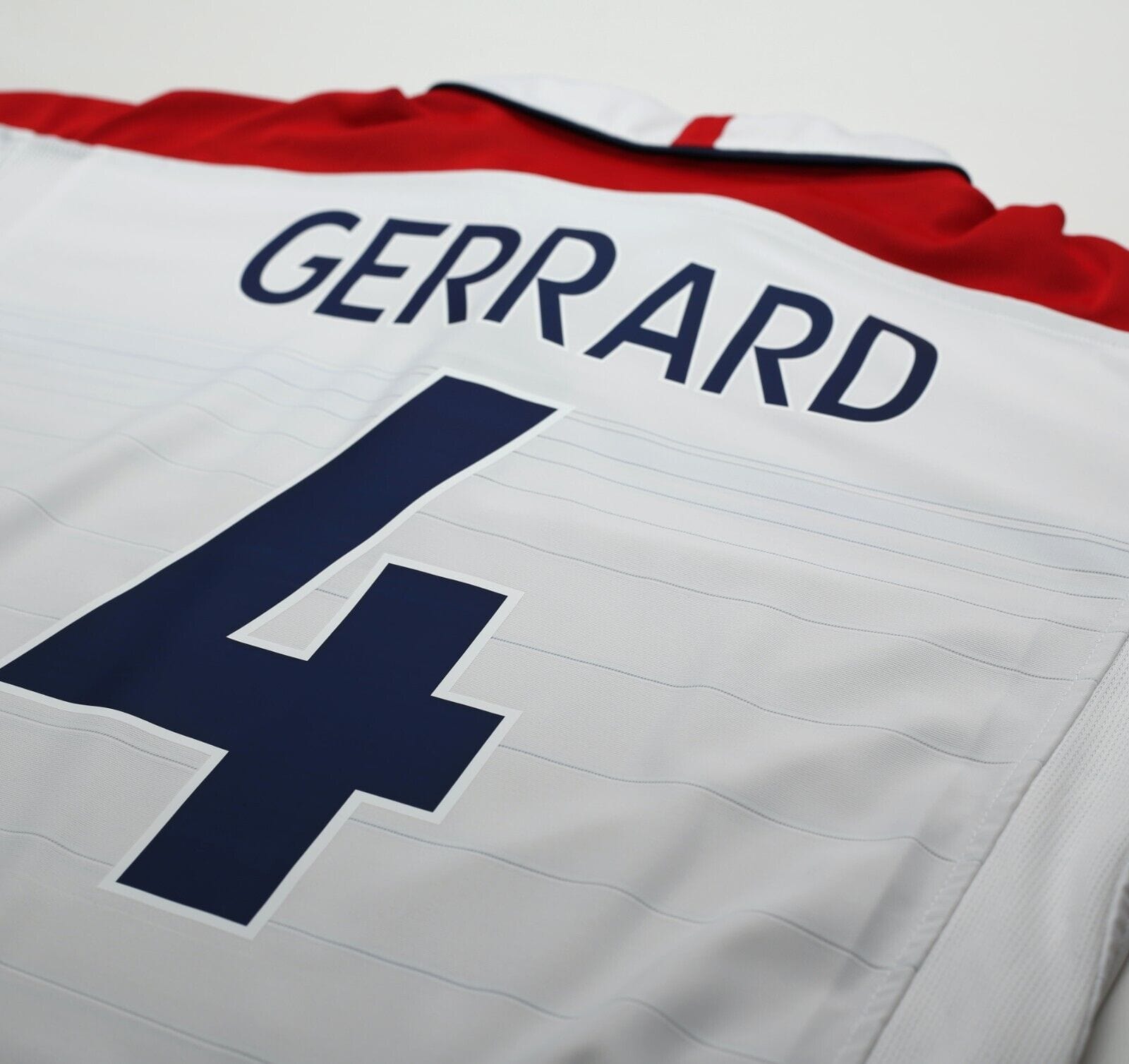 2003/05 GERRARD #4 England Vintage Umbro Home Football Shirt (L) EURO 2004