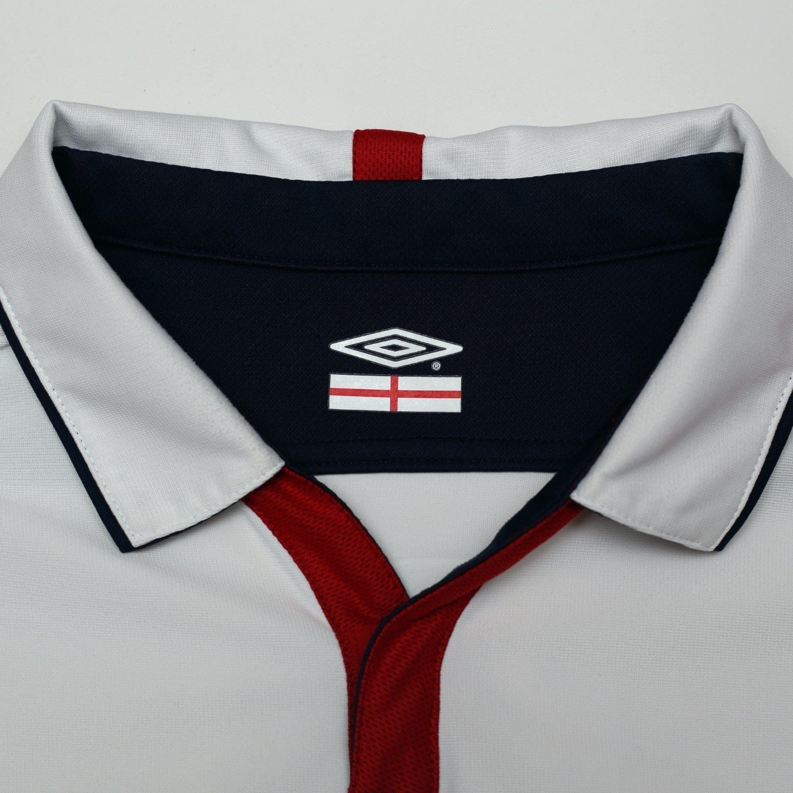 2003/05 Gerrard #4 England Vintage Umbro Home Football Shirt (XL) EURO 2004