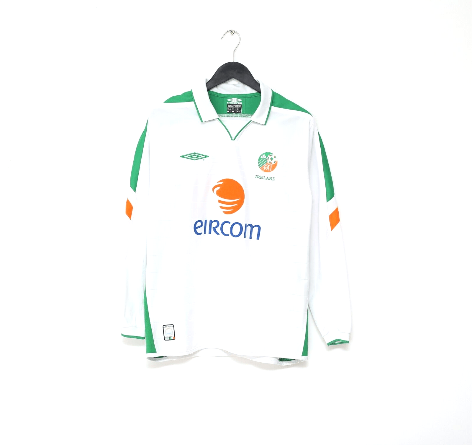 2003/05 KEANE #6 Ireland Vintage Umbro L/S Away Football Shirt (M)