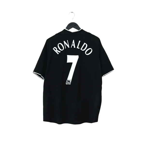 2003-05-ronaldo-7-manchester-