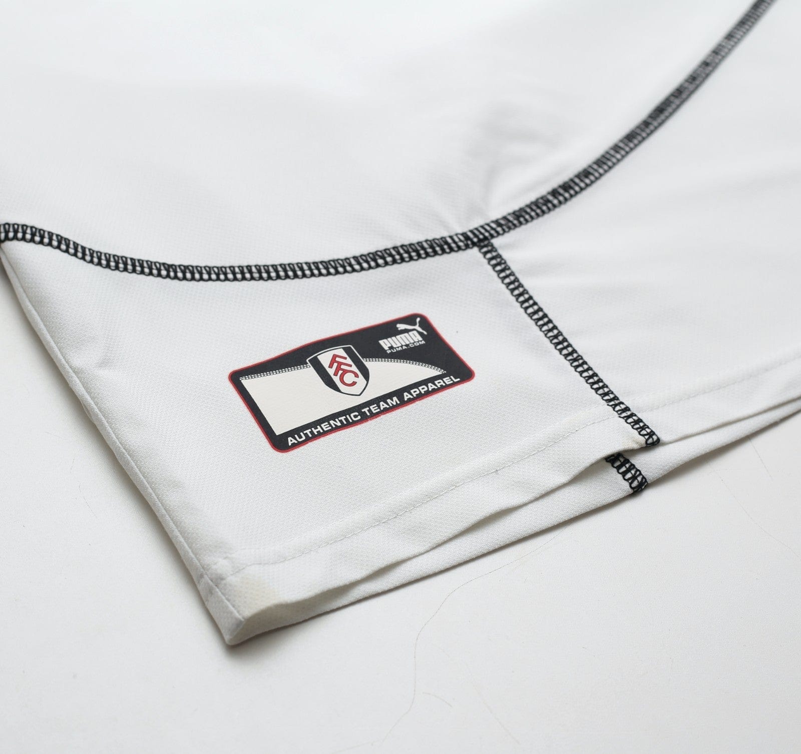 2003/05 SAHA #8 Fulham Vintage PUMA Home Football Shirt (L)