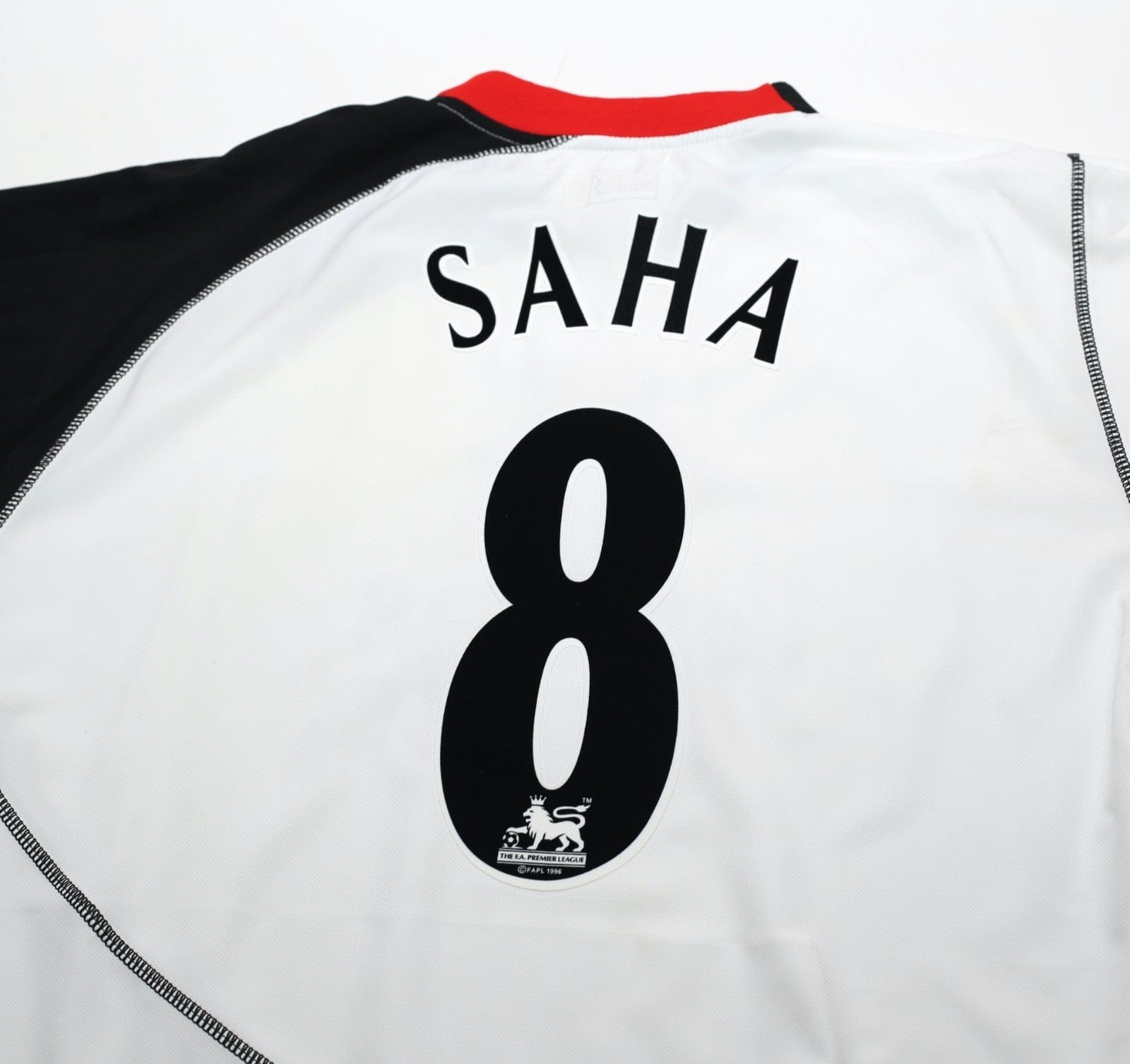 2003/05 SAHA #8 Fulham Vintage PUMA Home Football Shirt (L)