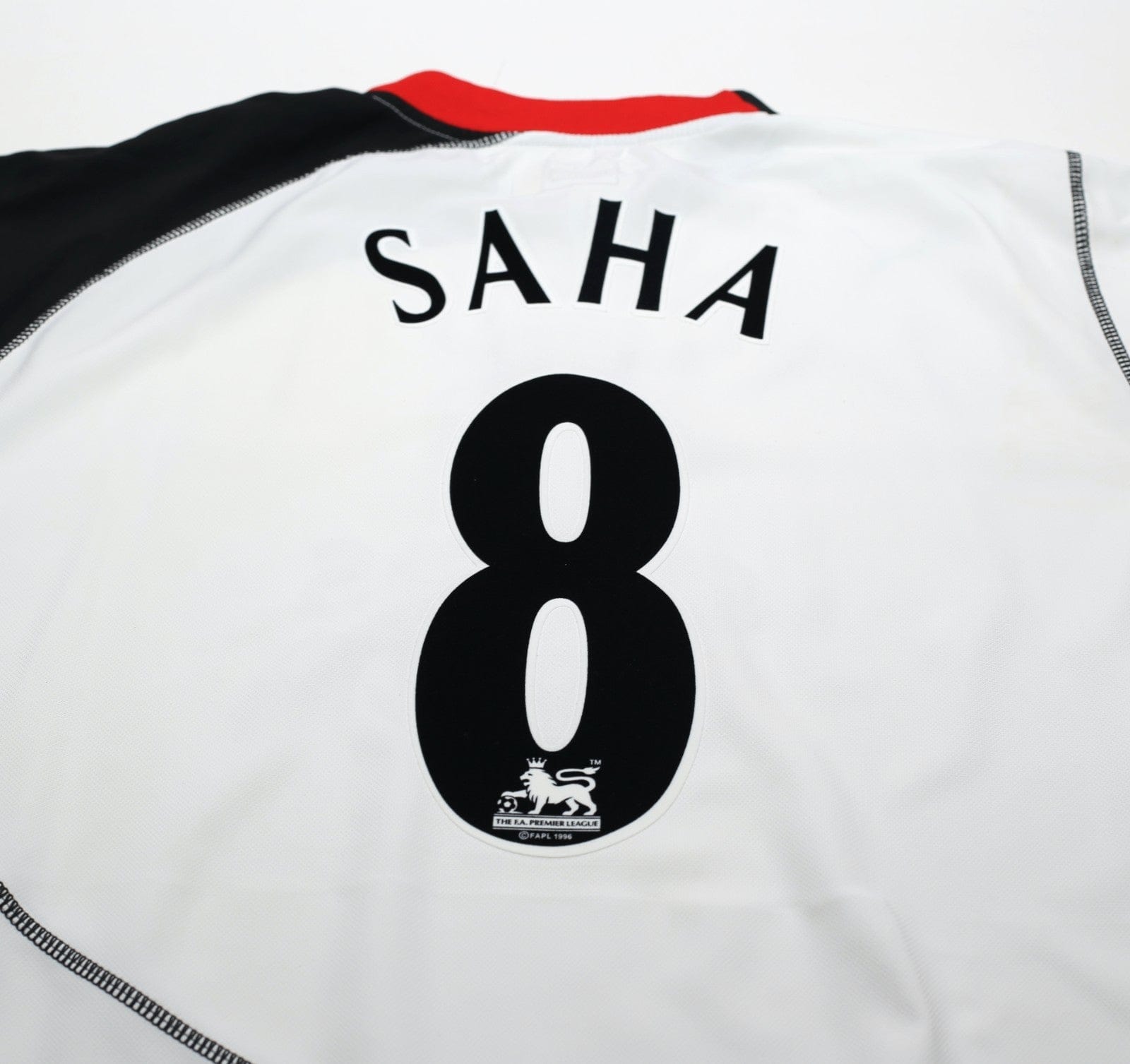 2003/05 SAHA #8 Fulham Vintage PUMA Home Football Shirt (L)