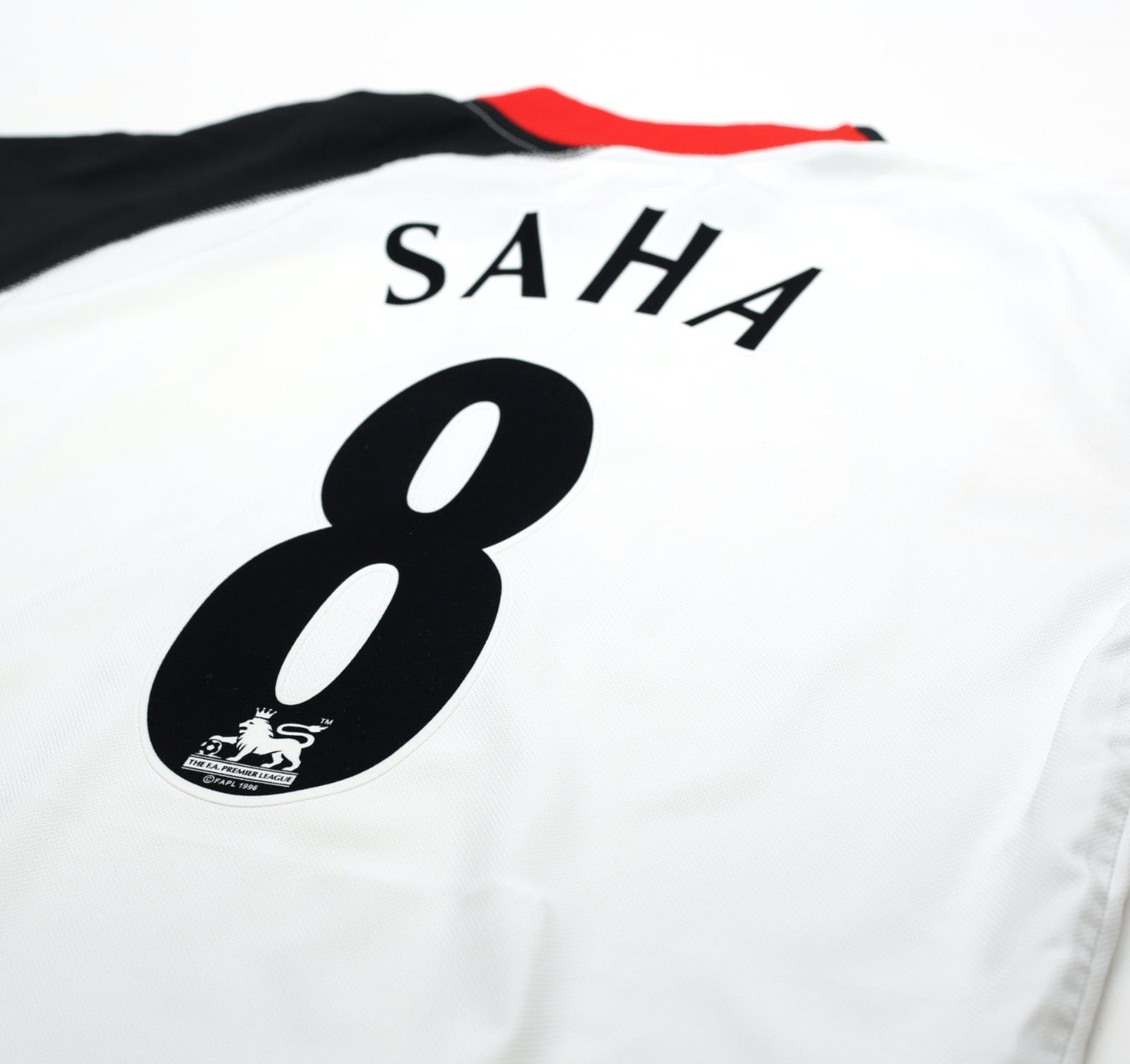 2003/05 SAHA #8 Fulham Vintage PUMA Home Football Shirt (L)