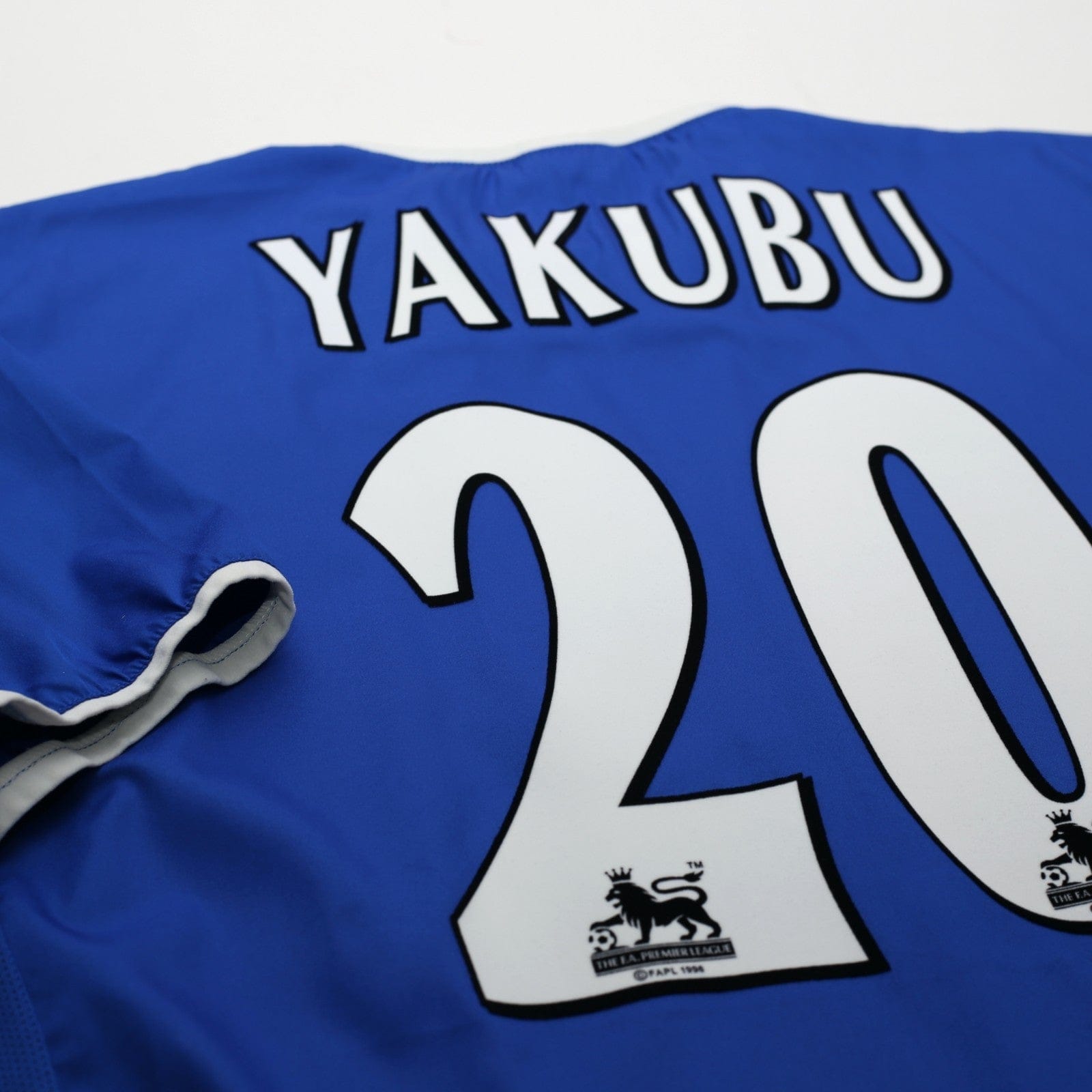 2003/05 Yakuku #20 Portsmouth Vintage Pompey Sports Home Football Shirt (M)