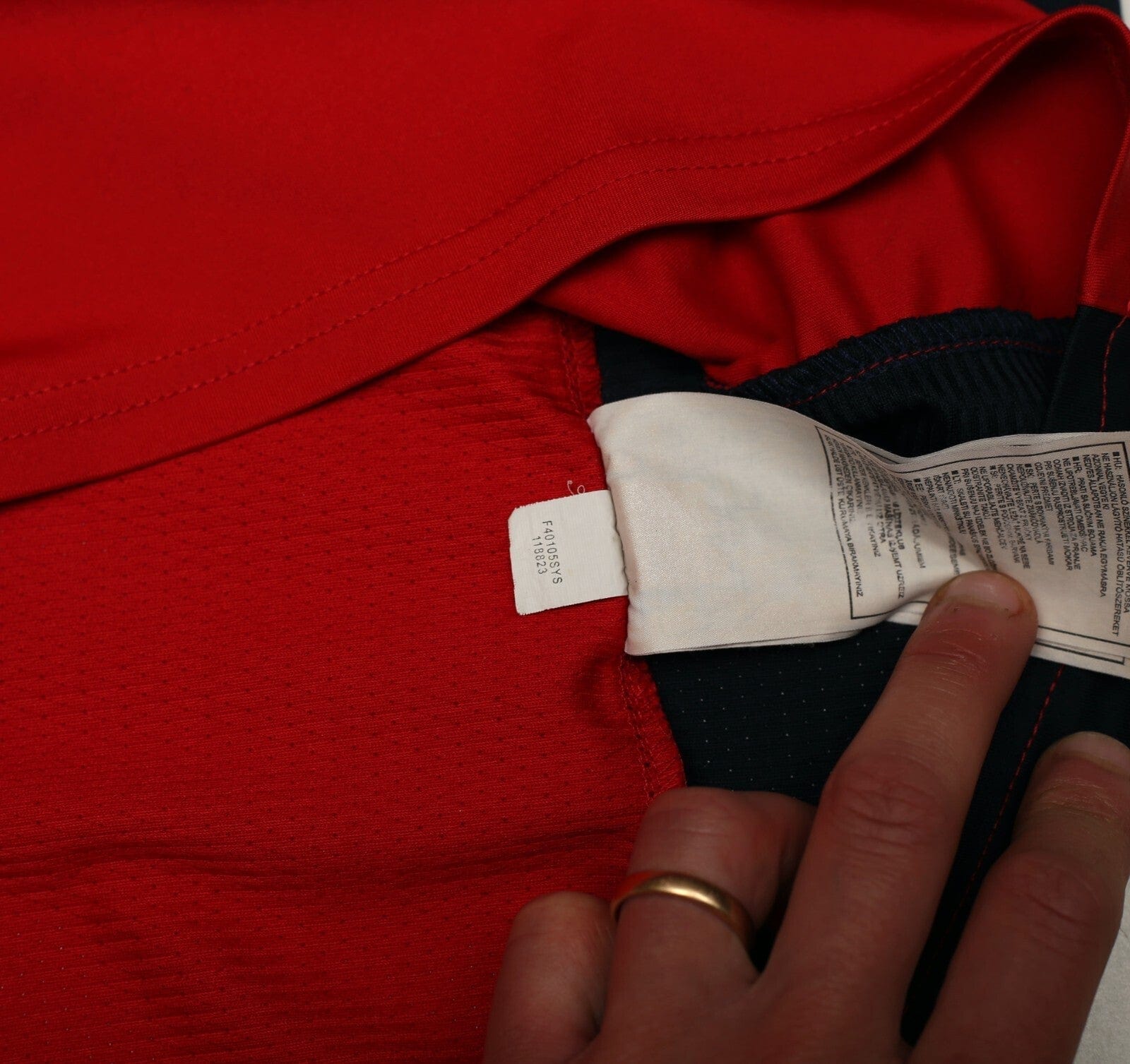 2004/05 ARSENAL Vintage Nike Football Training Shirt Top (L)