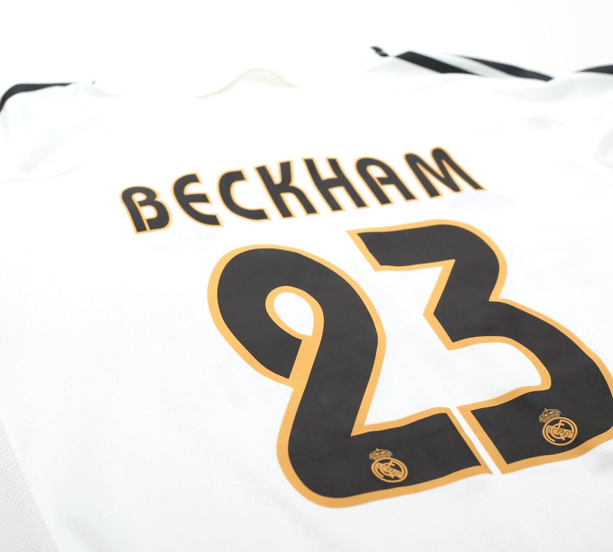 2004/05 BECKHAM #23 Real Madrid Vintage adidas Home Football Shirt (L)