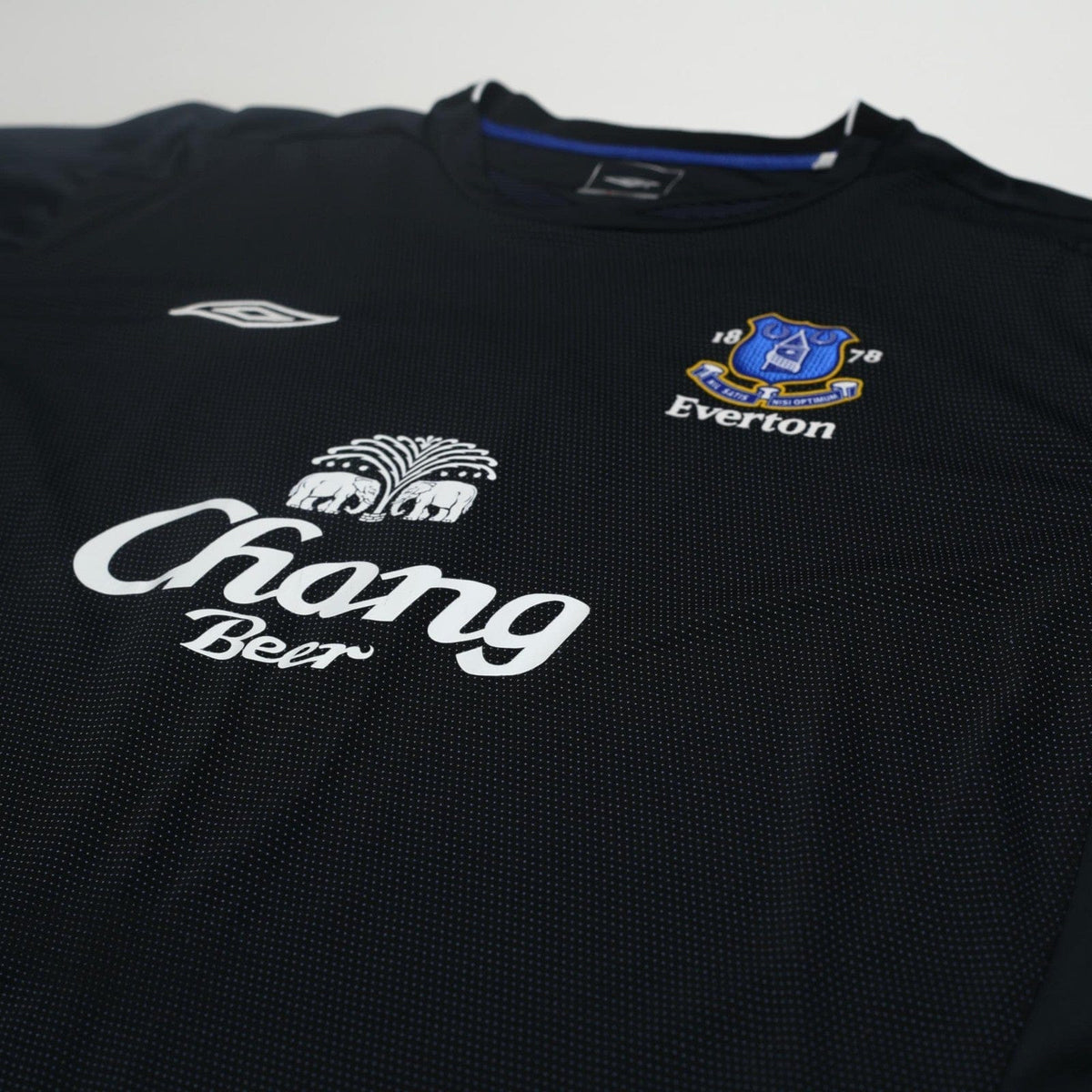 2004/05 Cahill #17 Everton Vintage Umbro Third L/S Football Shirt (XXL)