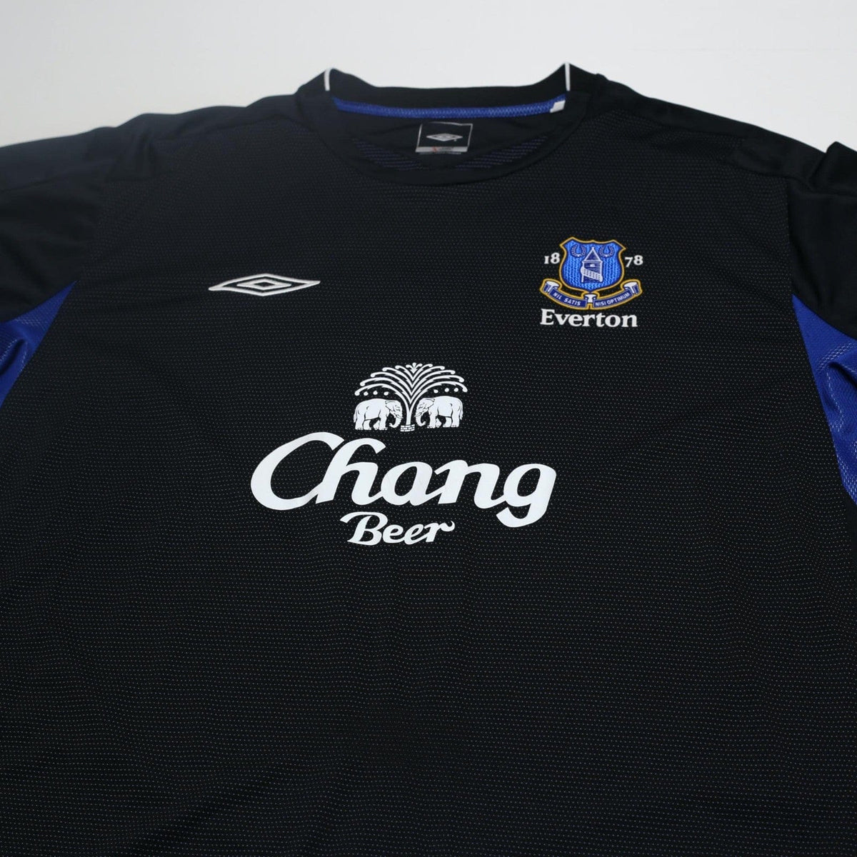 2004/05 Cahill #17 Everton Vintage Umbro Third L/S Football Shirt (XXL)