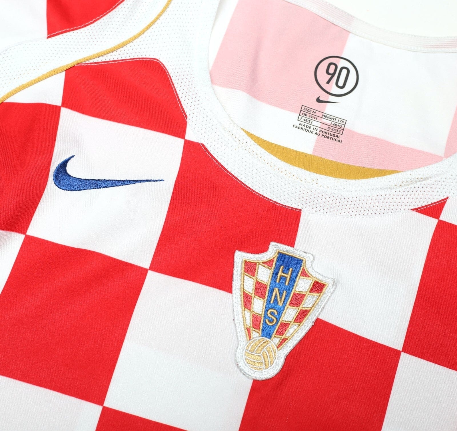 2004/05 CROATIA Vintage Nike Home Football Shirt (M) EURO 2004