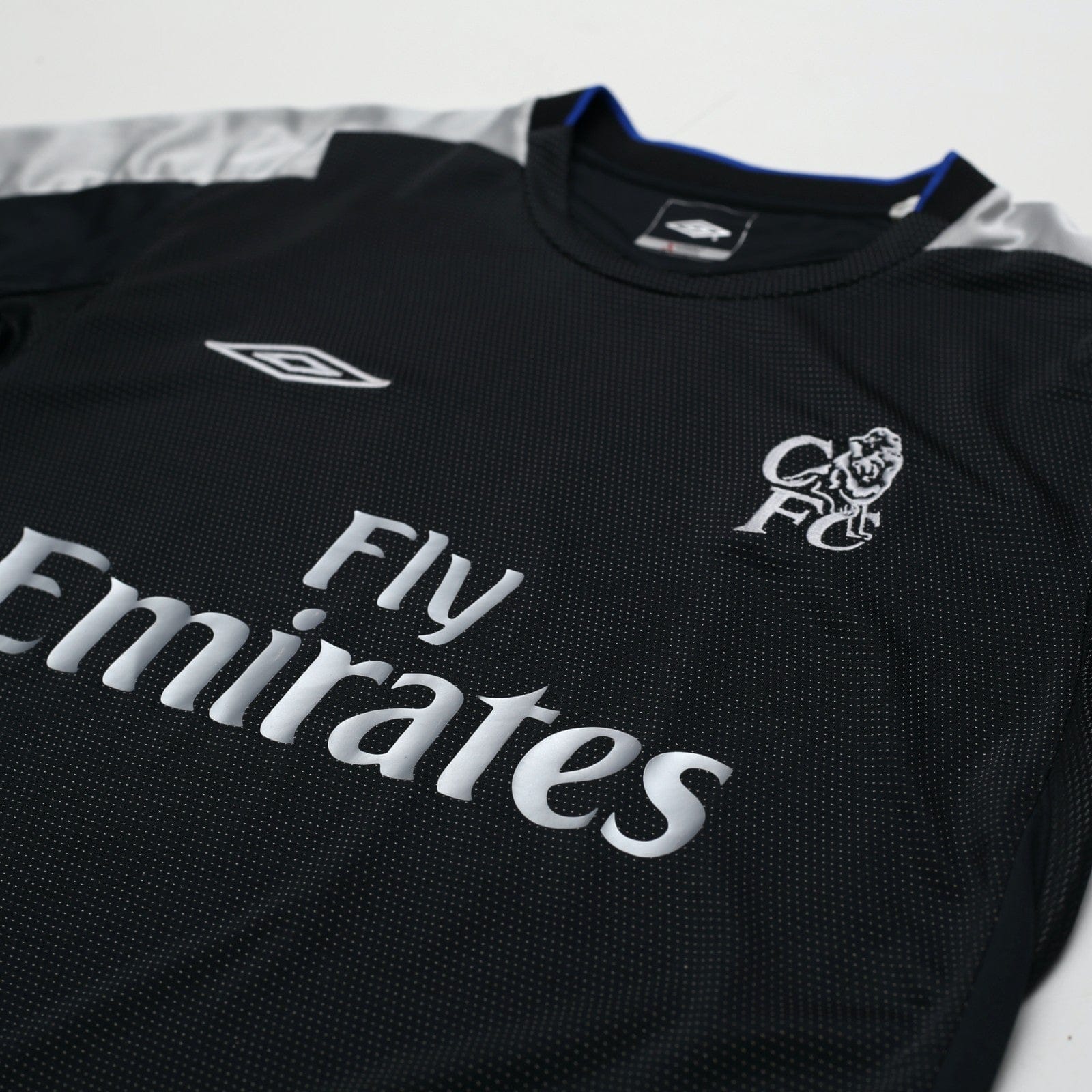 2004/05 Drogba #15 Chelsea Vintage Umbro UCL Away Football Shirt (S)