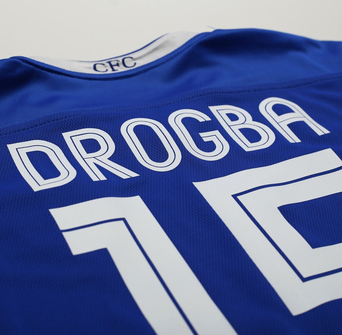 2004/05 DROGBA #15 Chelsea Vintage Umbro UCL Home Football Shirt Jersey (M)