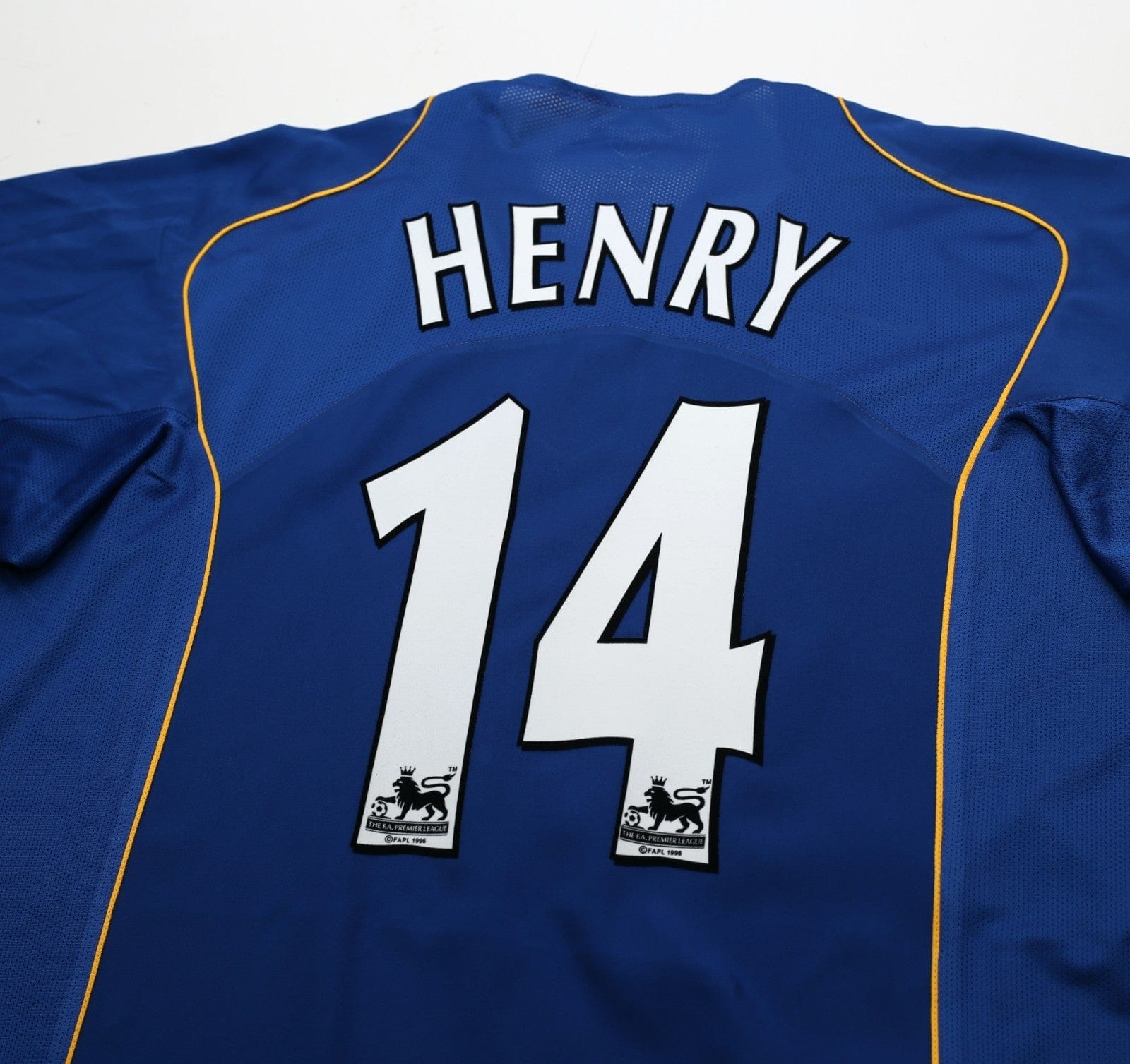 2004/05 HENRY #14 Arsenal Vintage Nike Away Football Shirt (XL)