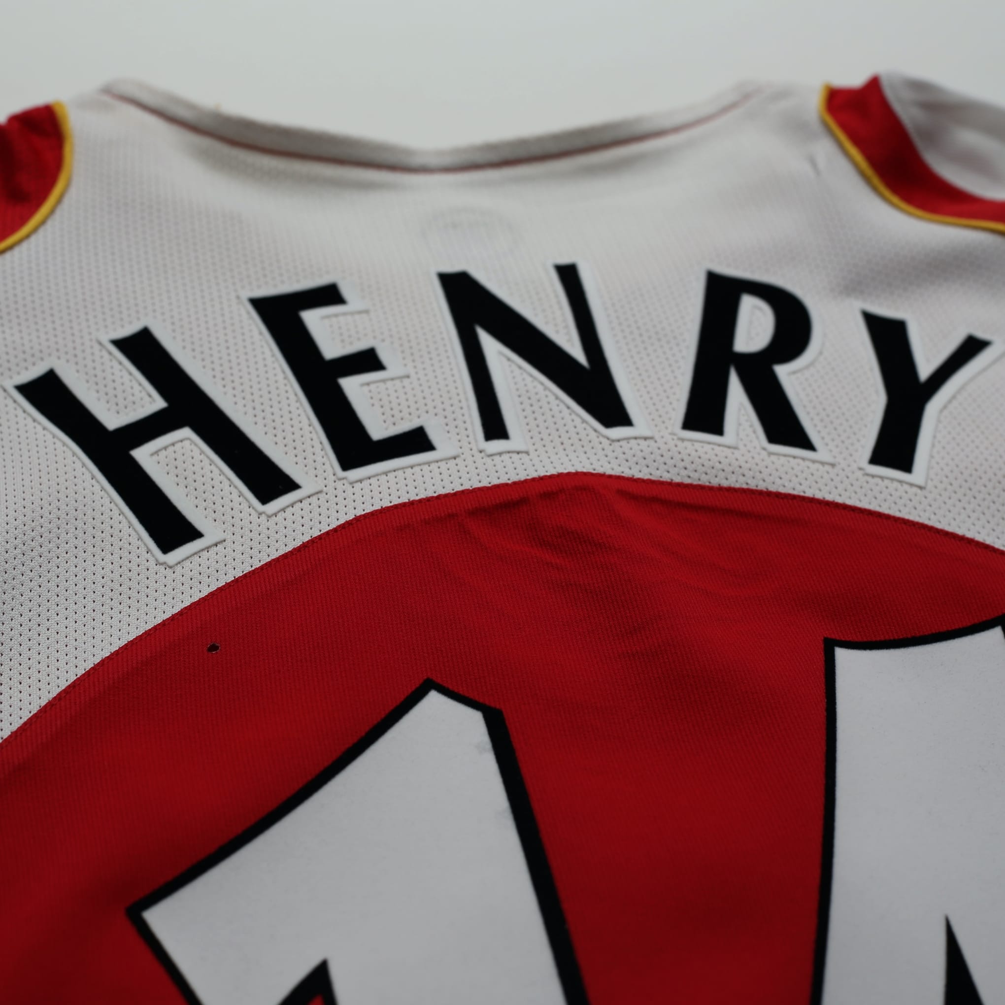 2004/05 Henry #14 Arsenal Vintage Nike Home Football Shirt (L)
