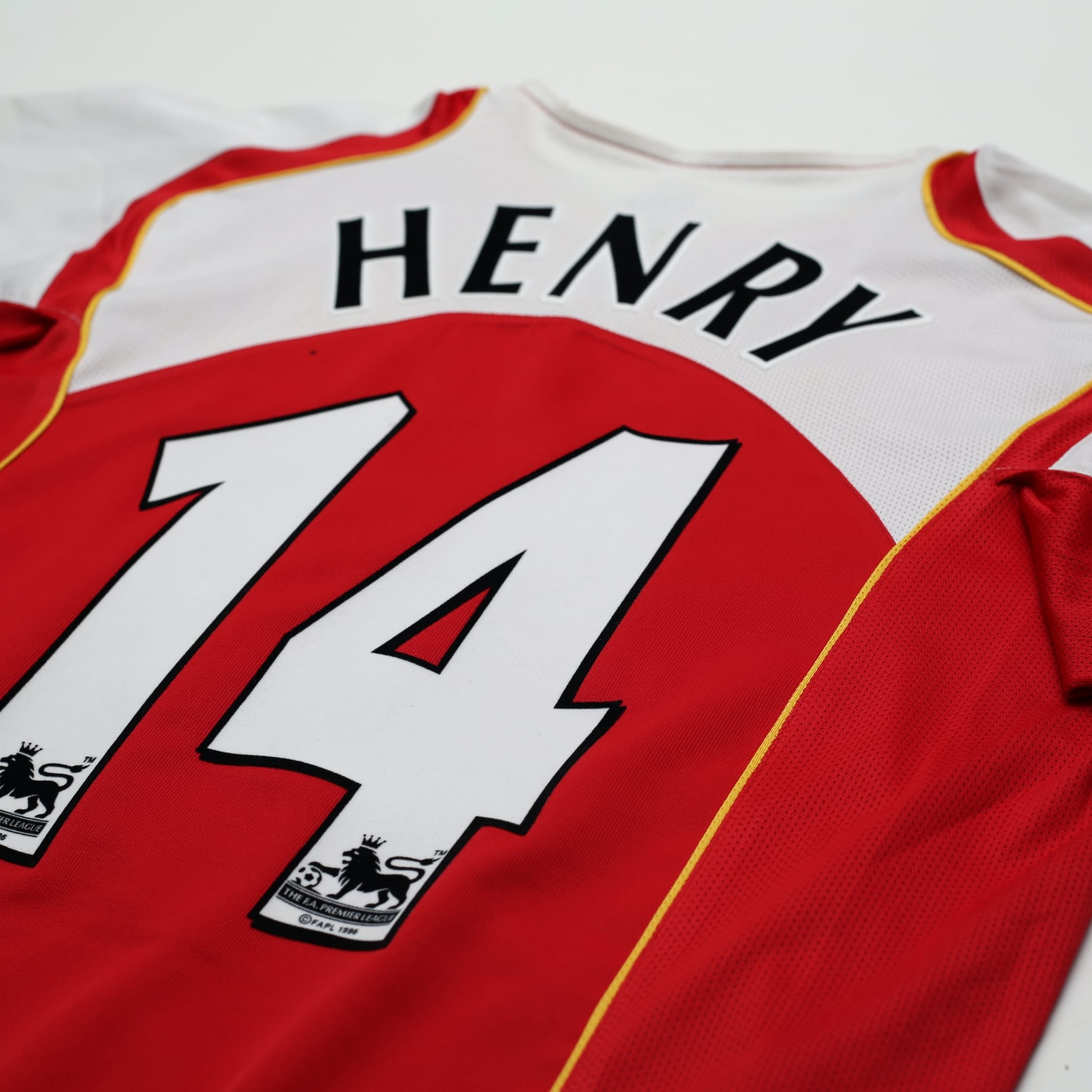 2004/05 Henry #14 Arsenal Vintage Nike Home Football Shirt (L)