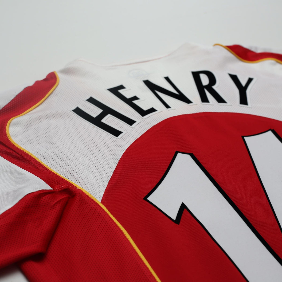 2004/05 Henry #14 Arsenal Vintage Nike Home Football Shirt (S)