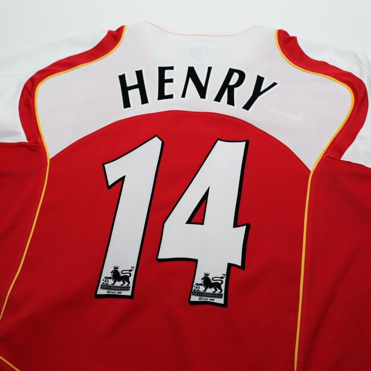 2004/05 Henry #14 Arsenal Vintage Nike Home Football Shirt (XL)