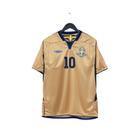2004/05 Ibrahimovic #10 Sweden Vintage Umbro Centenary Football Shirt (M/L)