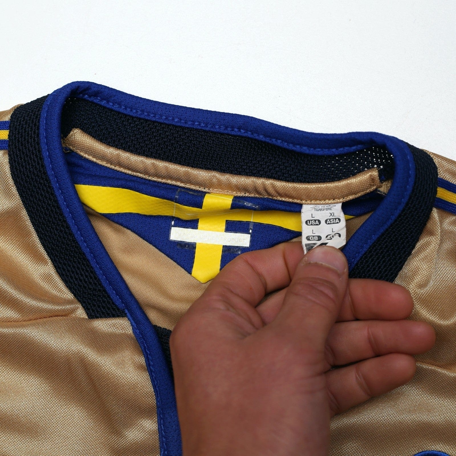2004/05 Ibrahimovic #10 Sweden Vintage Umbro Centenary Football Shirt (M/L)