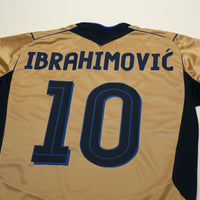 2004/05 Ibrahimovic #10 Sweden Vintage Umbro Centenary Football Shirt (M/L)