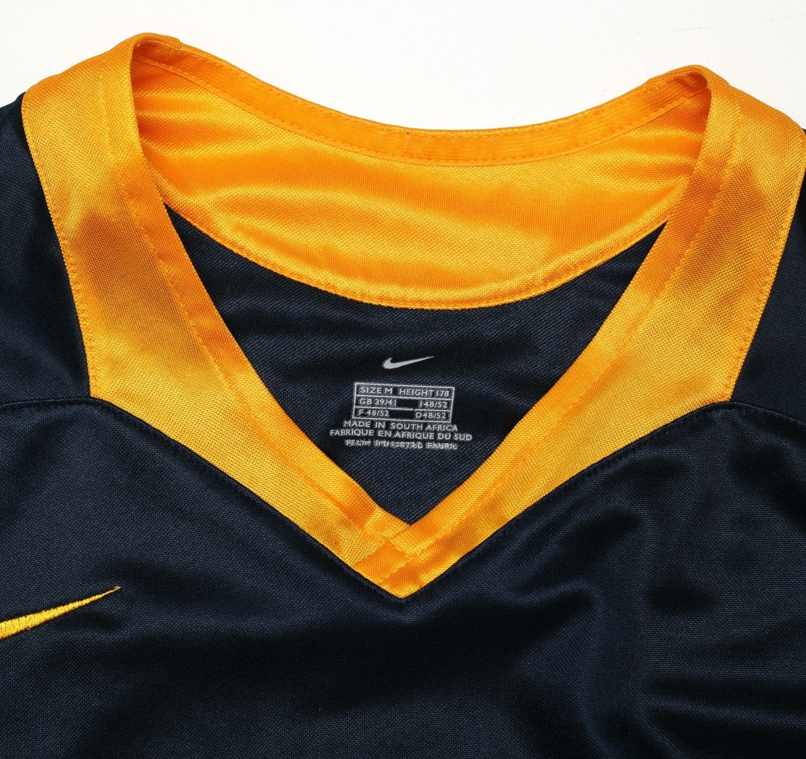2004/05 KAIZER CHIEFS Vintage Nike Third Football Shirt (M)