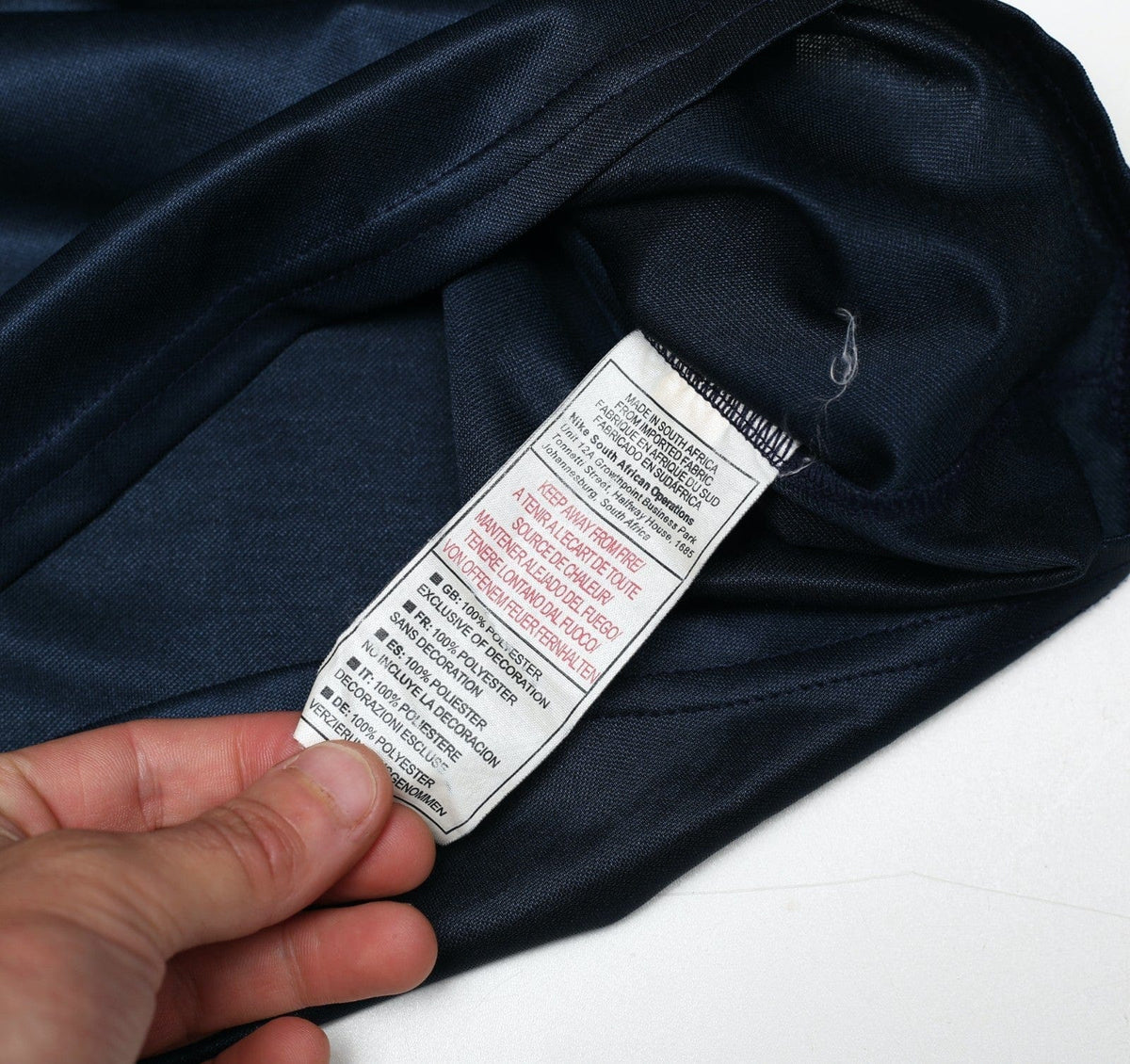 2004/05 KAIZER CHIEFS Vintage Nike Third Football Shirt (M)