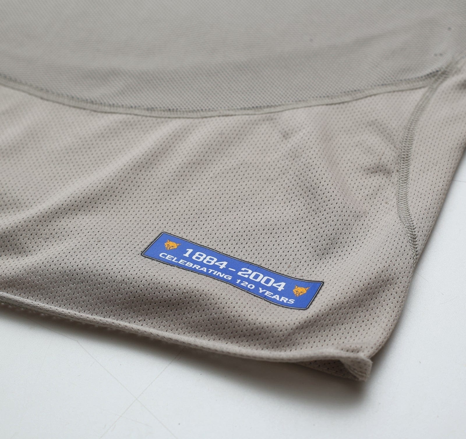 2004/05 LEICESTER CITY Vintage LCS 120 Years Anniversary Away Football Shirt (L)