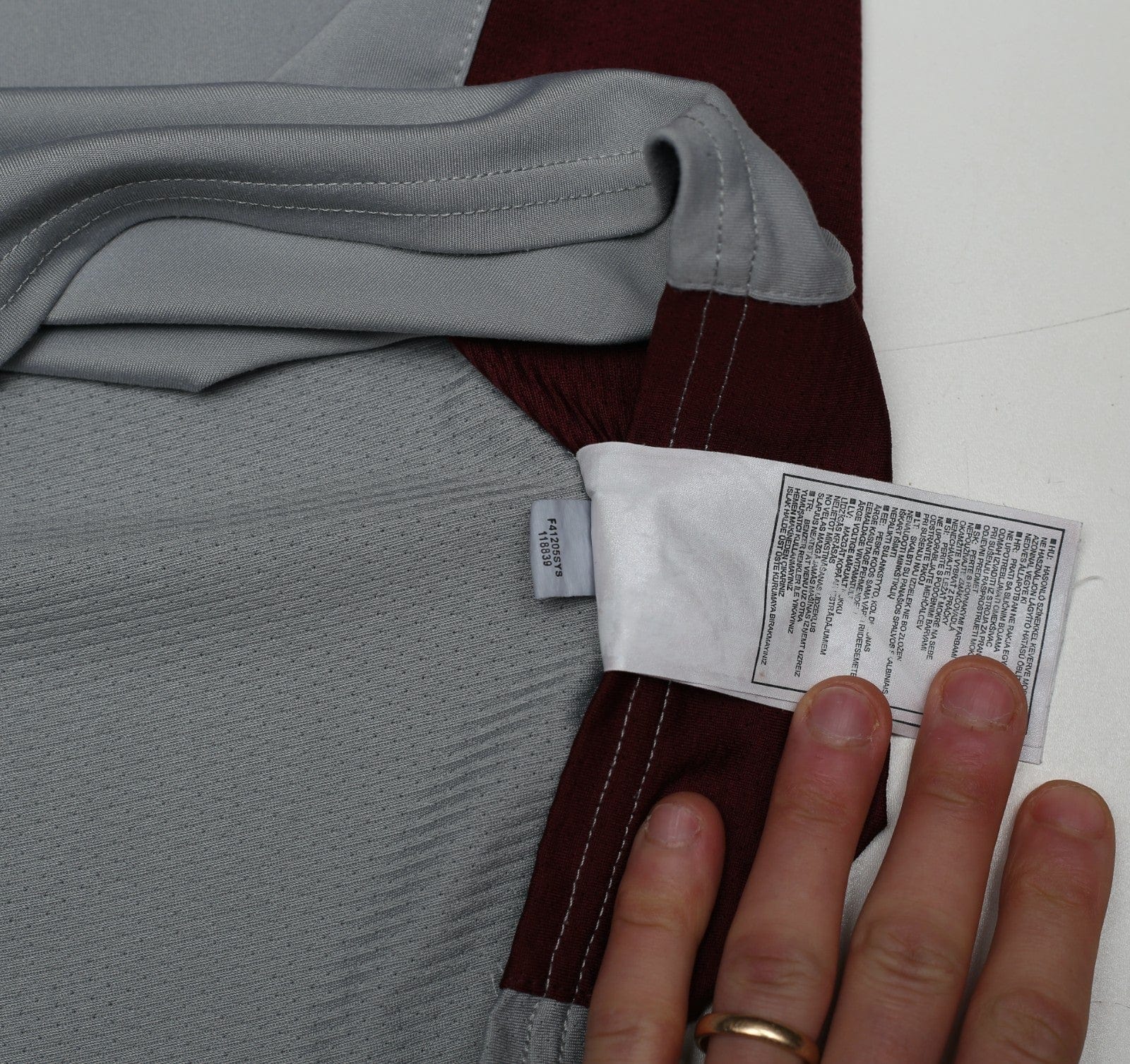 2004/05 MANCHESTER UNITED Vintage Nike Total 90 Football Training Shirt Top (S)