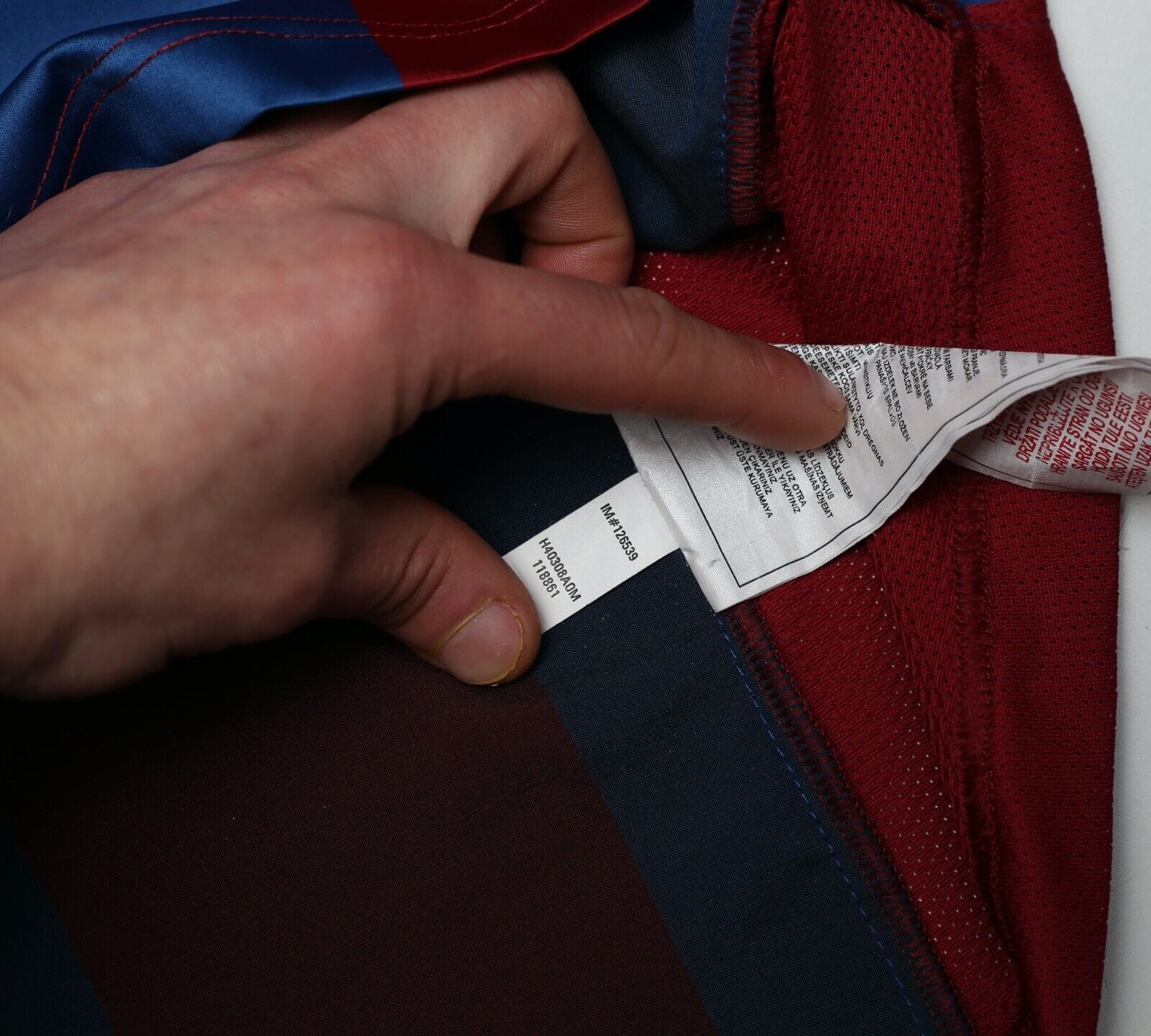 2004/05 MESSI #30 Barcelona Vintage Nike Home Football Shirt Jersey (M)