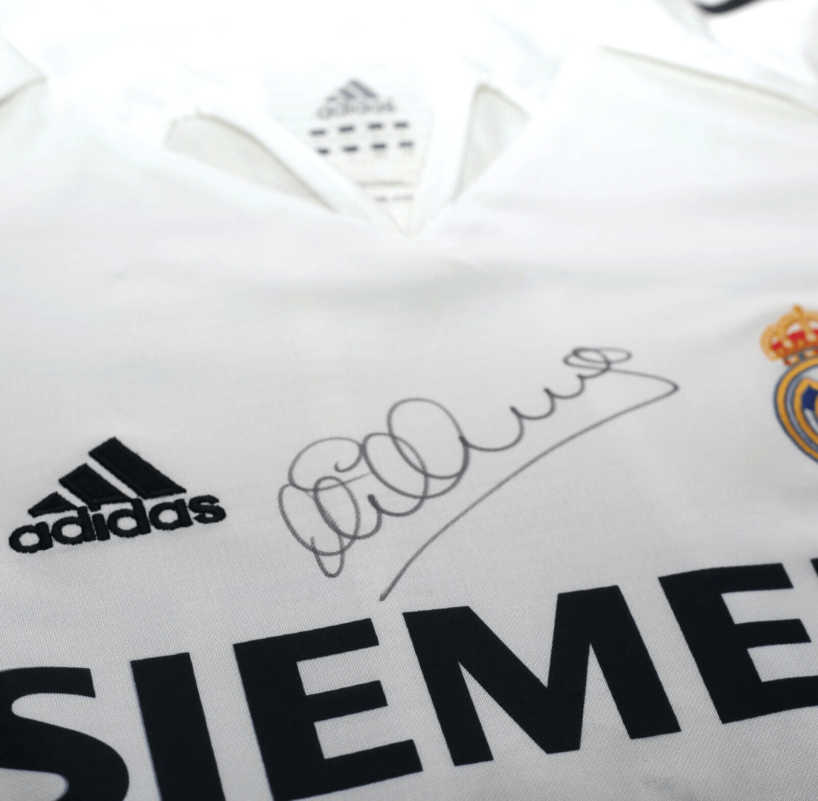 2004/05 OWEN #11 Real Madrid Vintage adidas MATCH ISSUE Home Football Shirt (L)