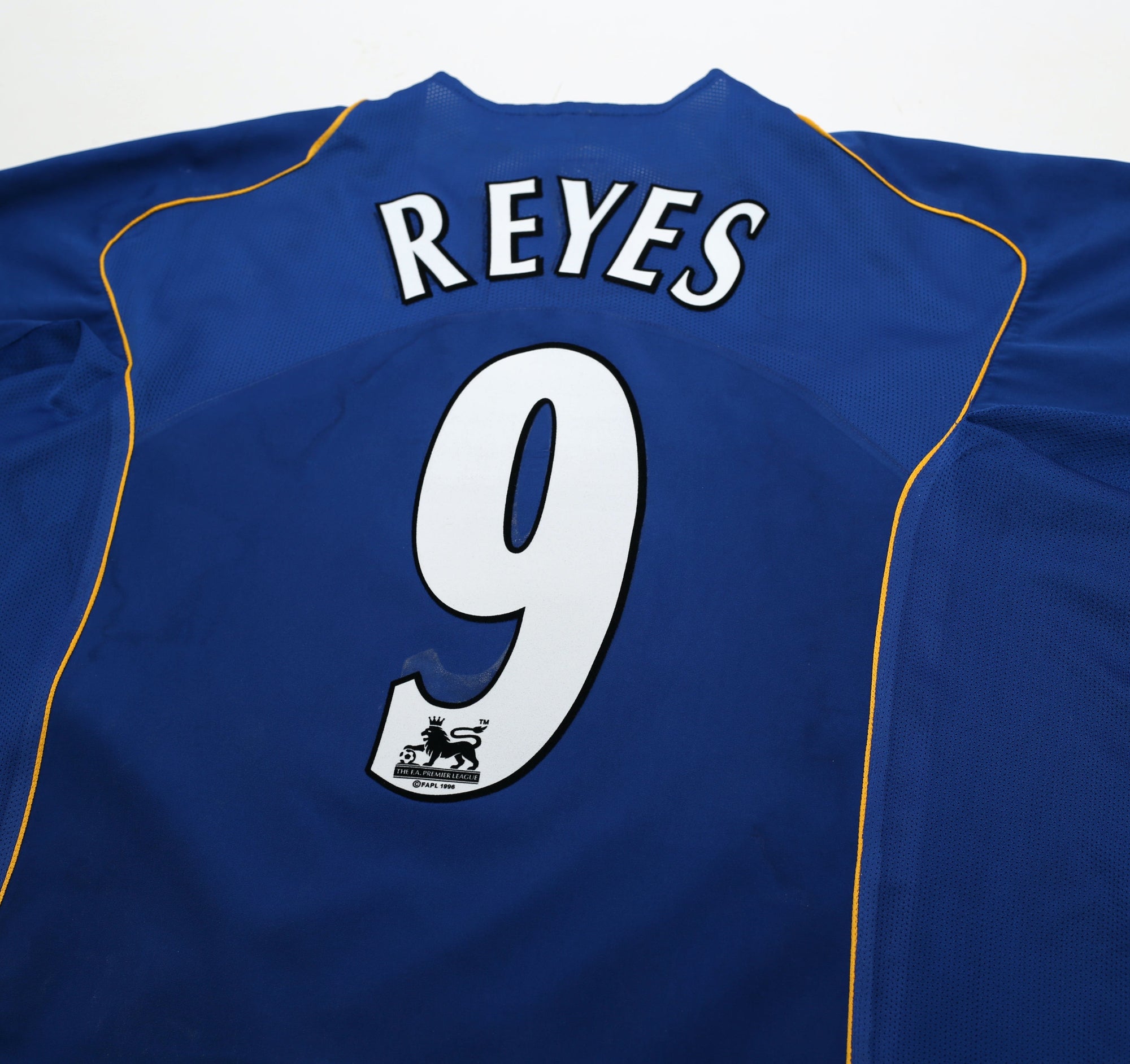 2004/05 REYES #9 Arsenal Vintage Nike Long Sleeve Away Football Shirt (XL)