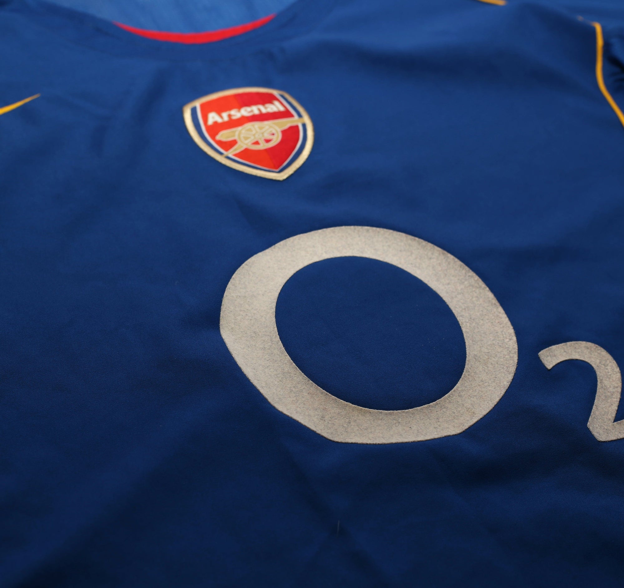 2004/05 REYES #9 Arsenal Vintage Nike Long Sleeve Away Football Shirt (XL)