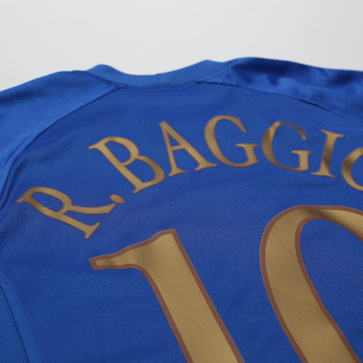 2004/06 Baggio #10 Italy Vintage PUMA Home Football Shirt (S)